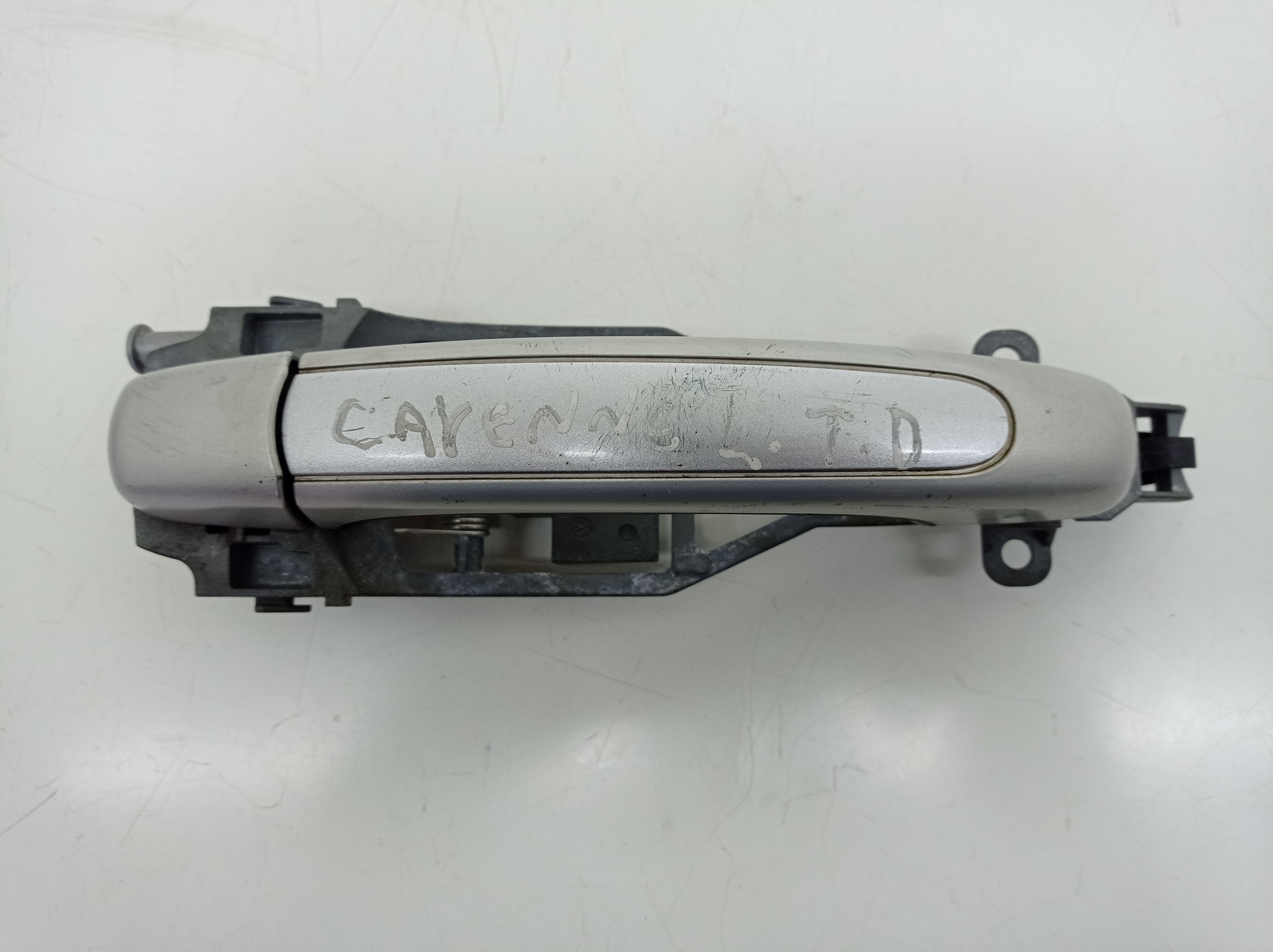 Maçaneta Externa Traseira Direita Porsche Cayenne 2008 1