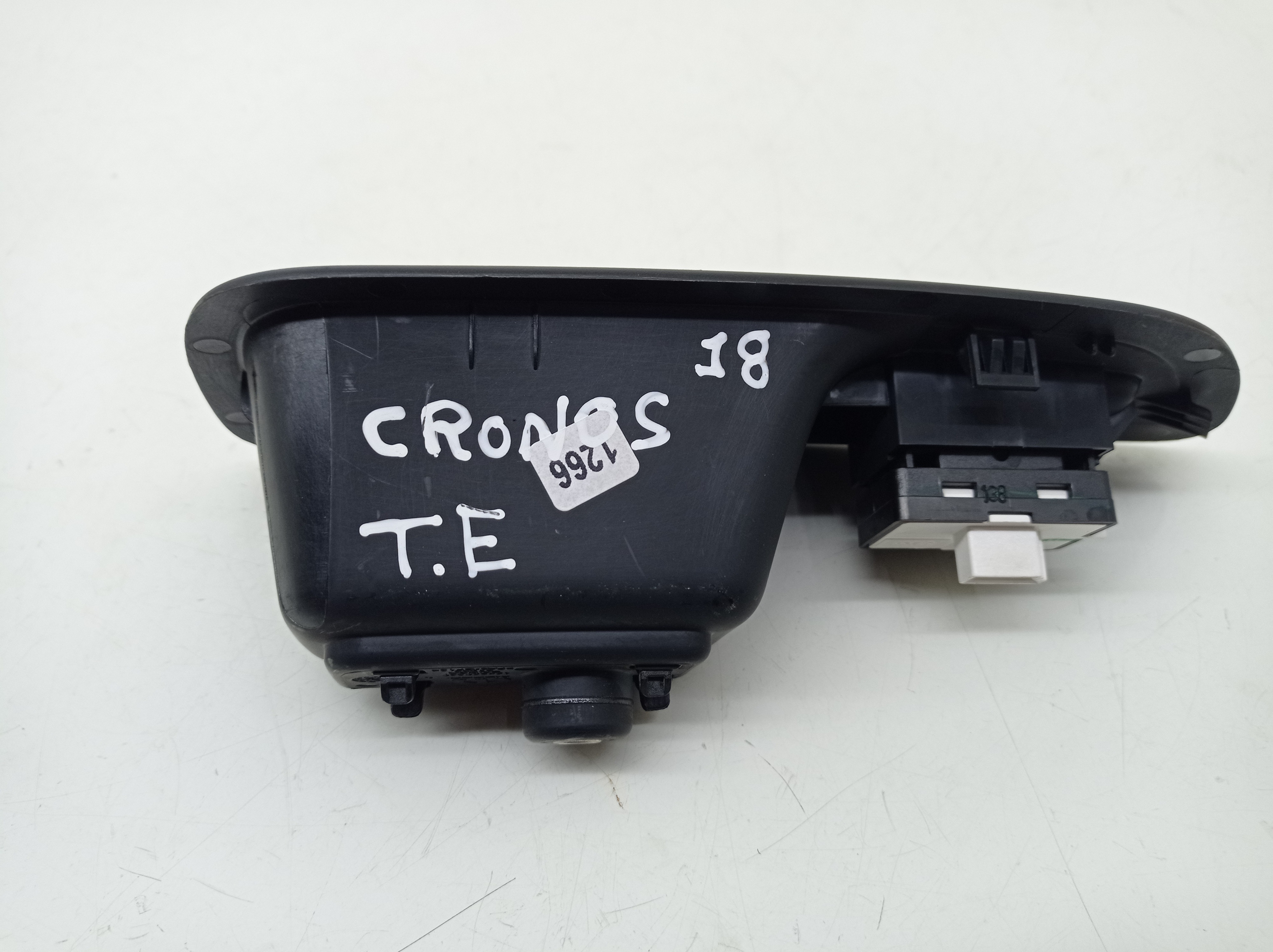 Botao Vidro Traseiro Esquerdo Fiat Cronos 2019 3