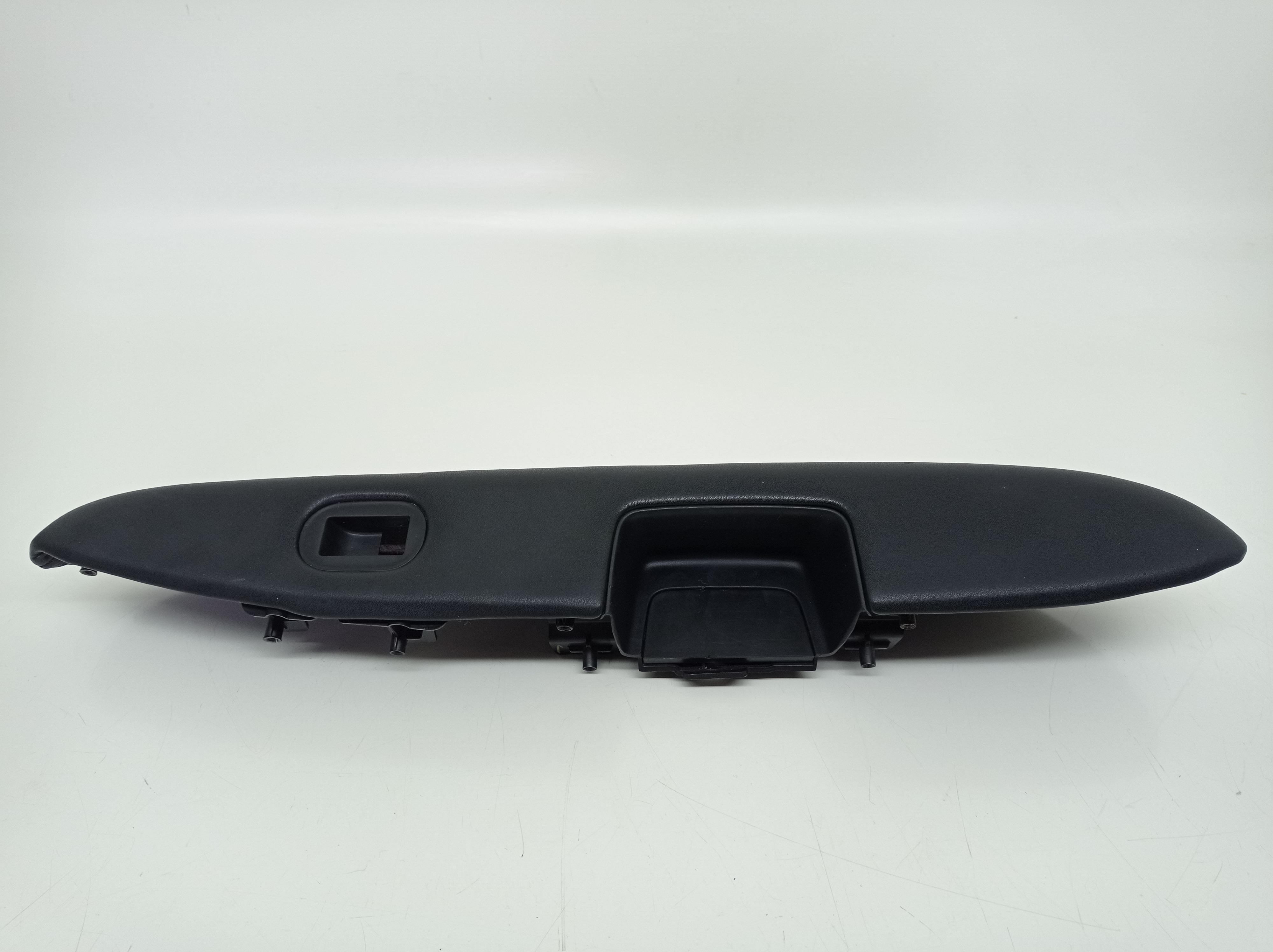 Puxador De Porta Traseiro Esquerdo Honda Hrv 2016