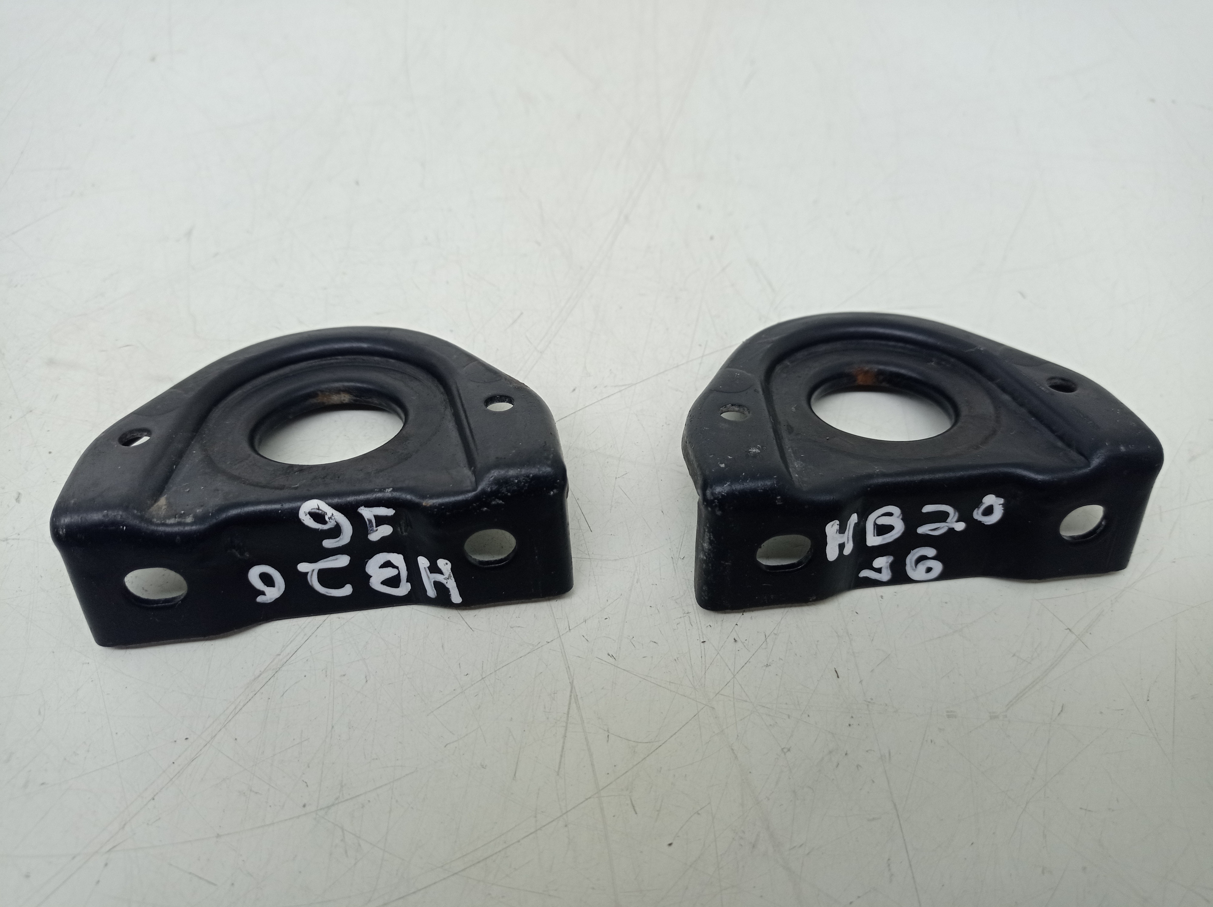Par Suporte Radiador Hyundai Hb20 1.0 3cc 2016 Mecanico 2