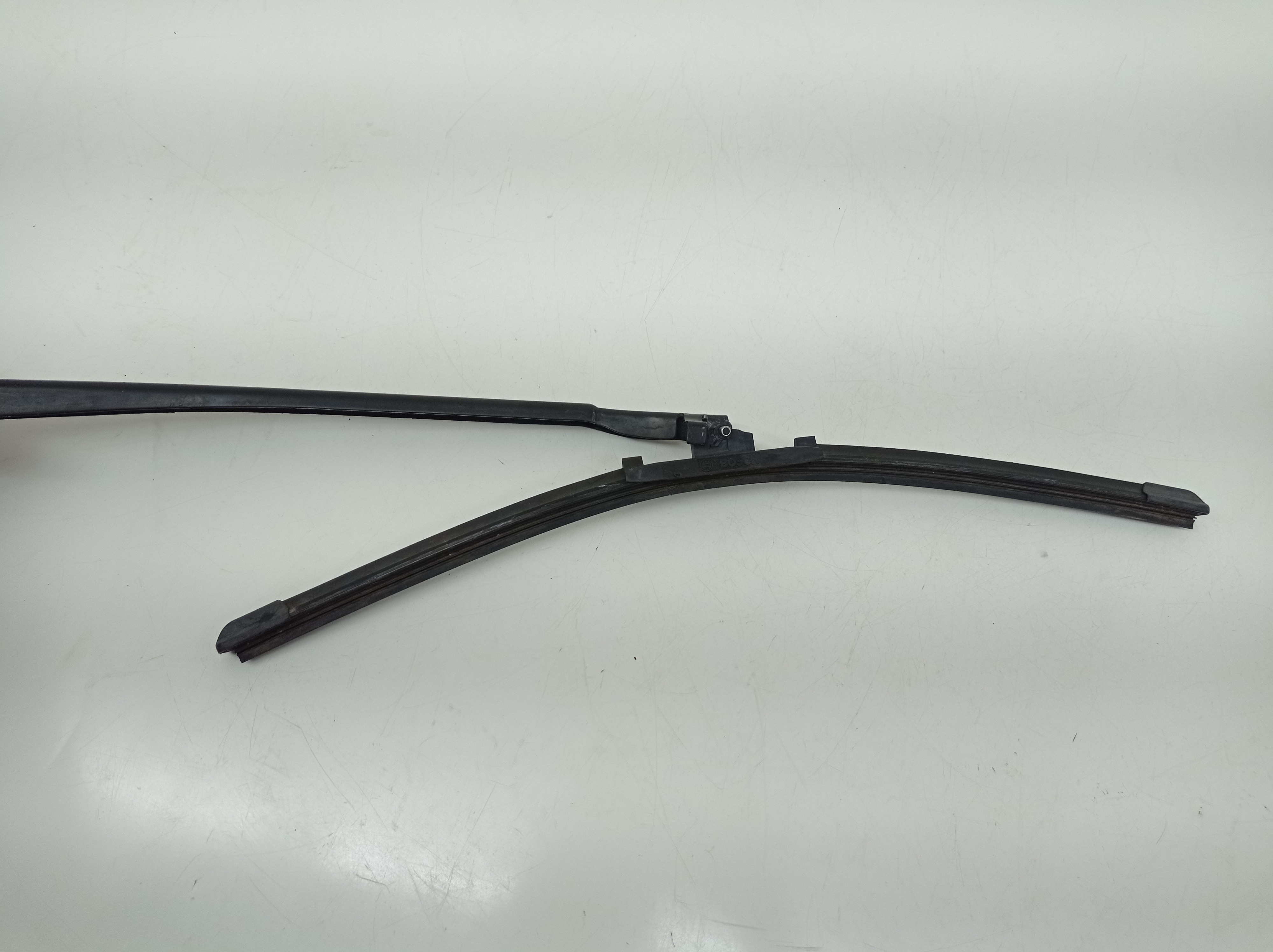 Braço Limpador Direito Bmw 325i 2008 5
