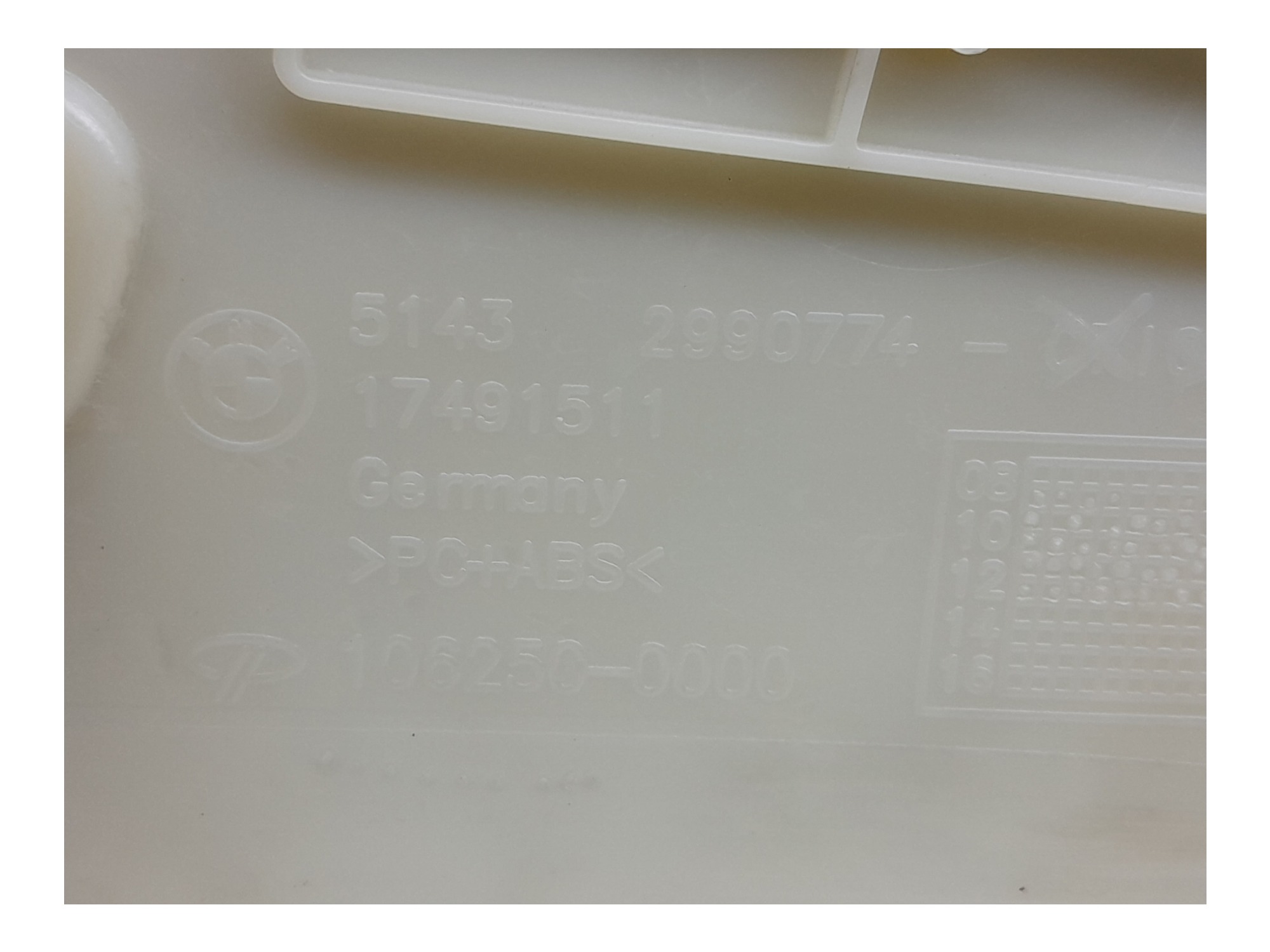 Acabamento Interno Coluna Direita Bmw X1 Sdrive20i 2014 7