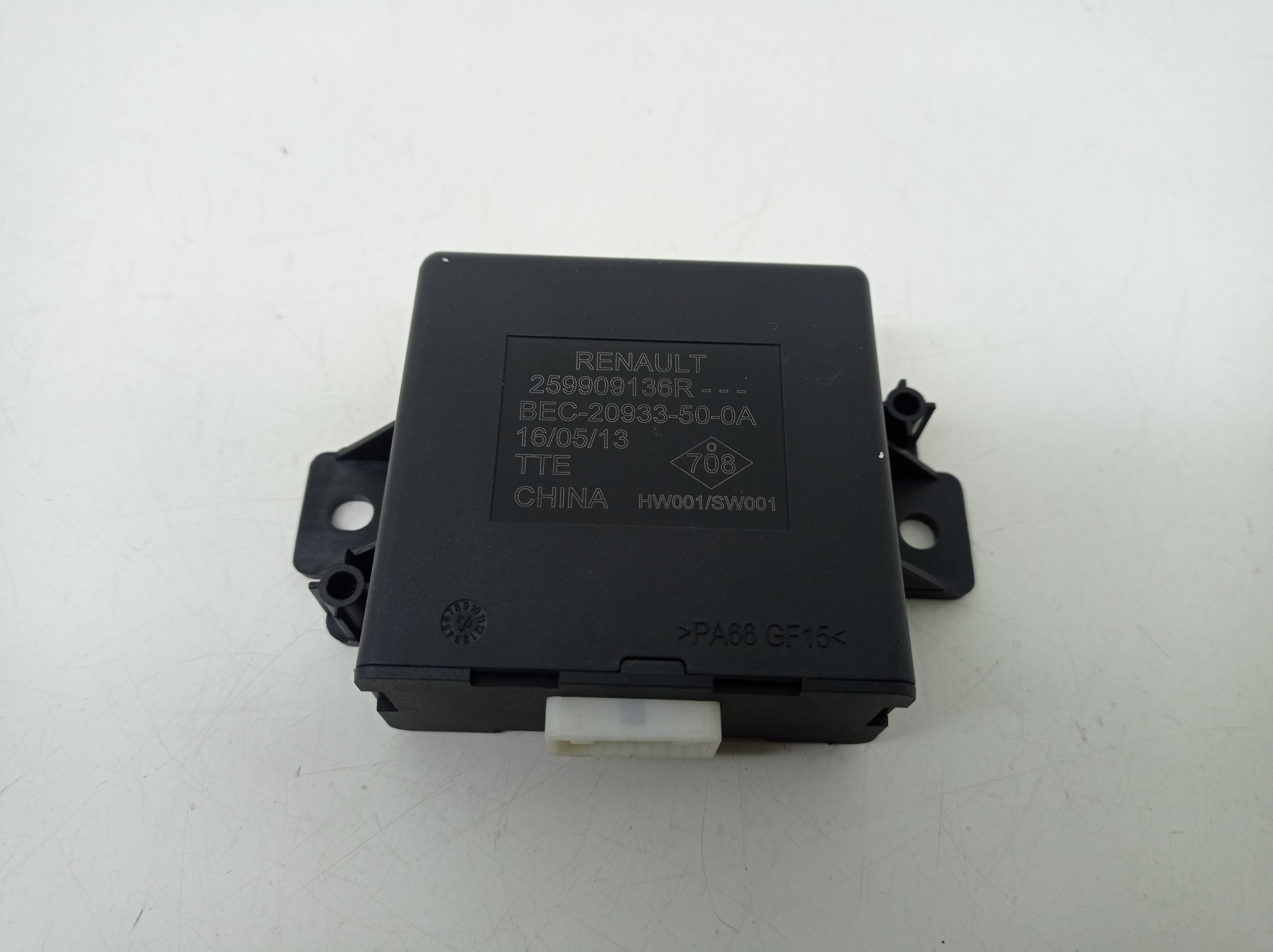 Modulo Estacionamento Renault Duster 2014 3