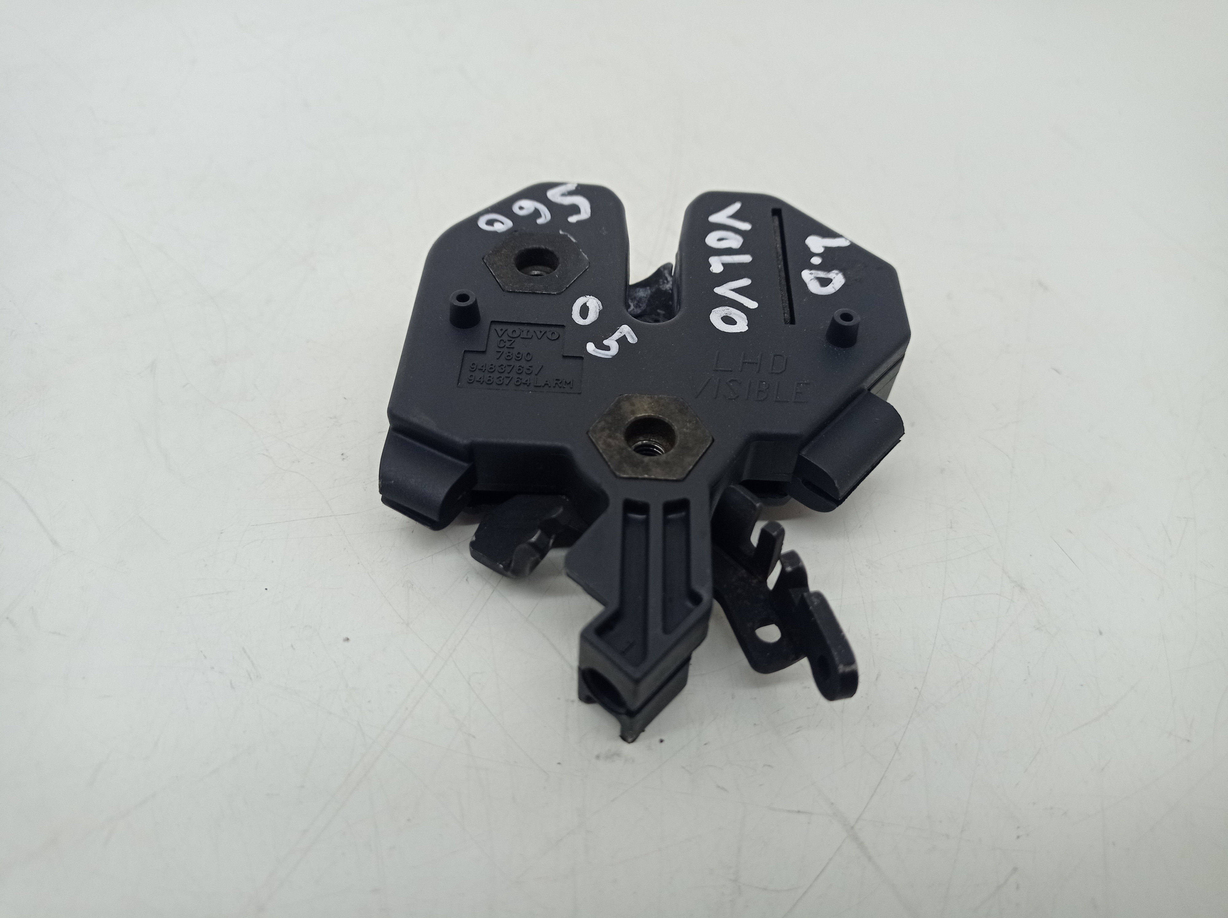 Fechadura Capo Direita Volvo S60 2004