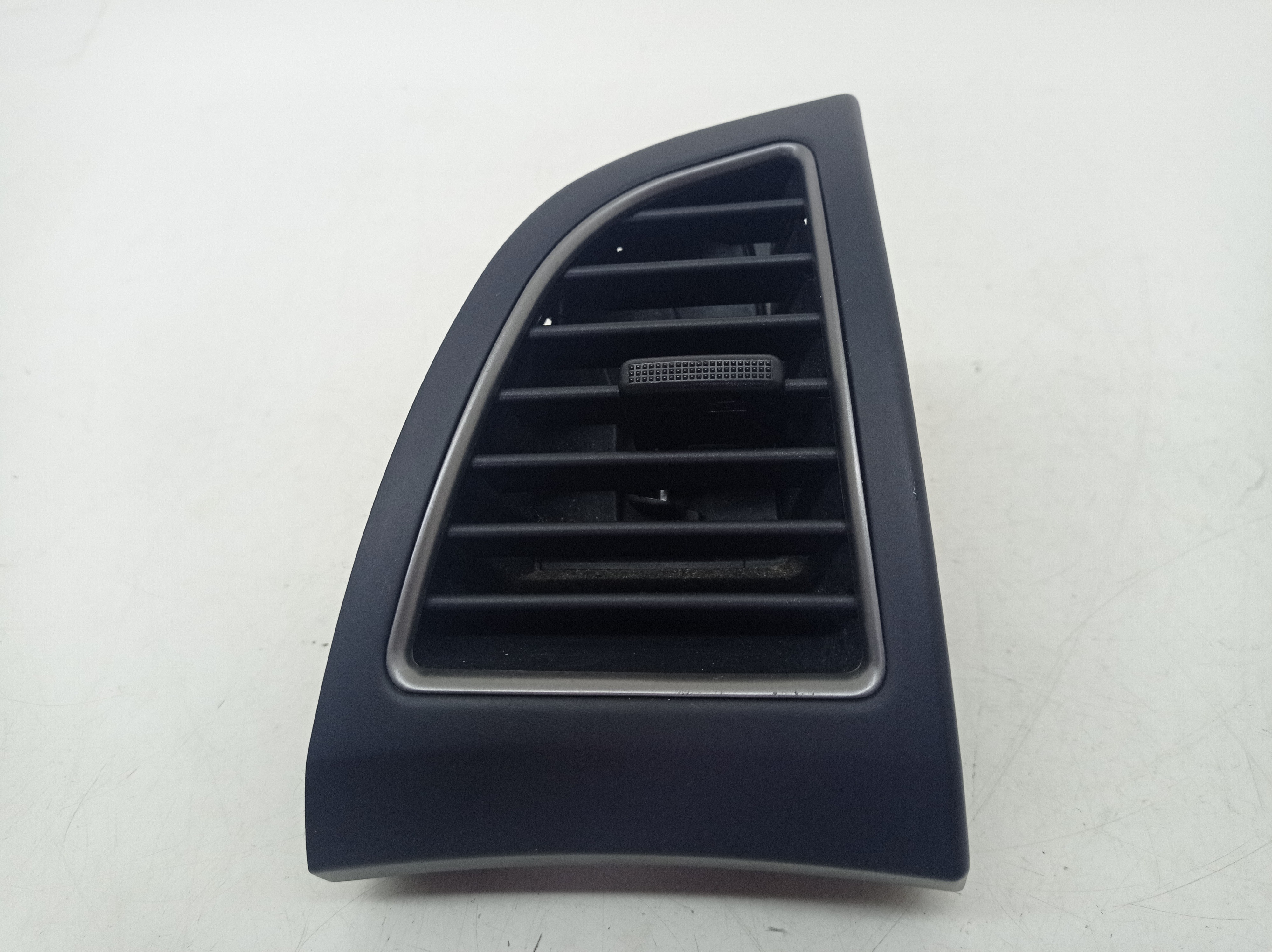 Difusor Ar Lateral Direito Hyundai Hb20 2016