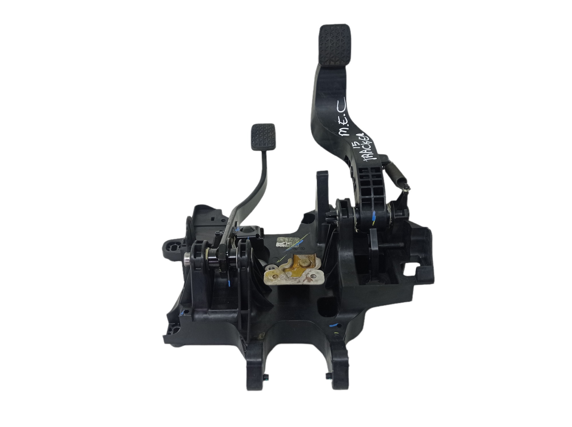 Pedaleira Chevrolet Tracker 1.8 4×2 2014 Mecanico 2