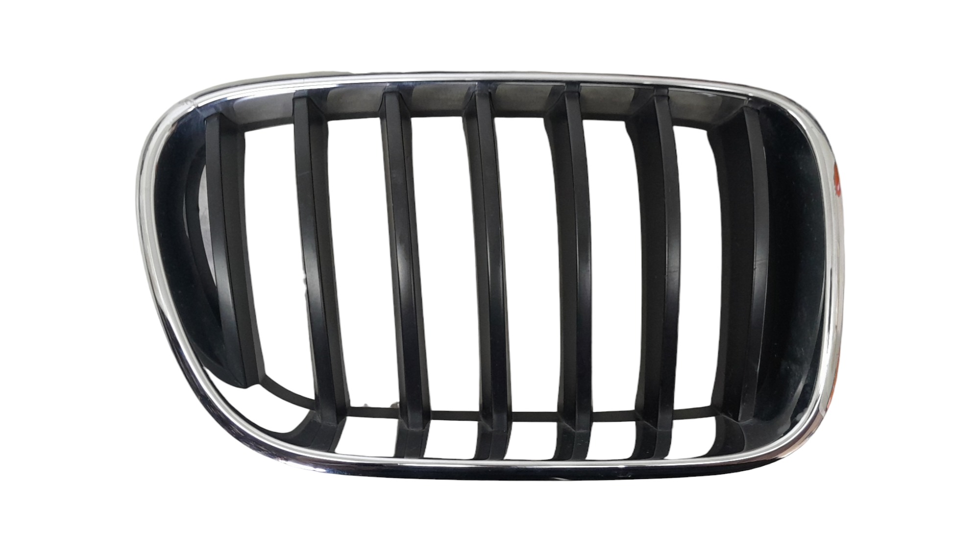 Grade Direita Parachoque Dianteiro Bmw X3 2.0 16v 2013 Preto Cromado