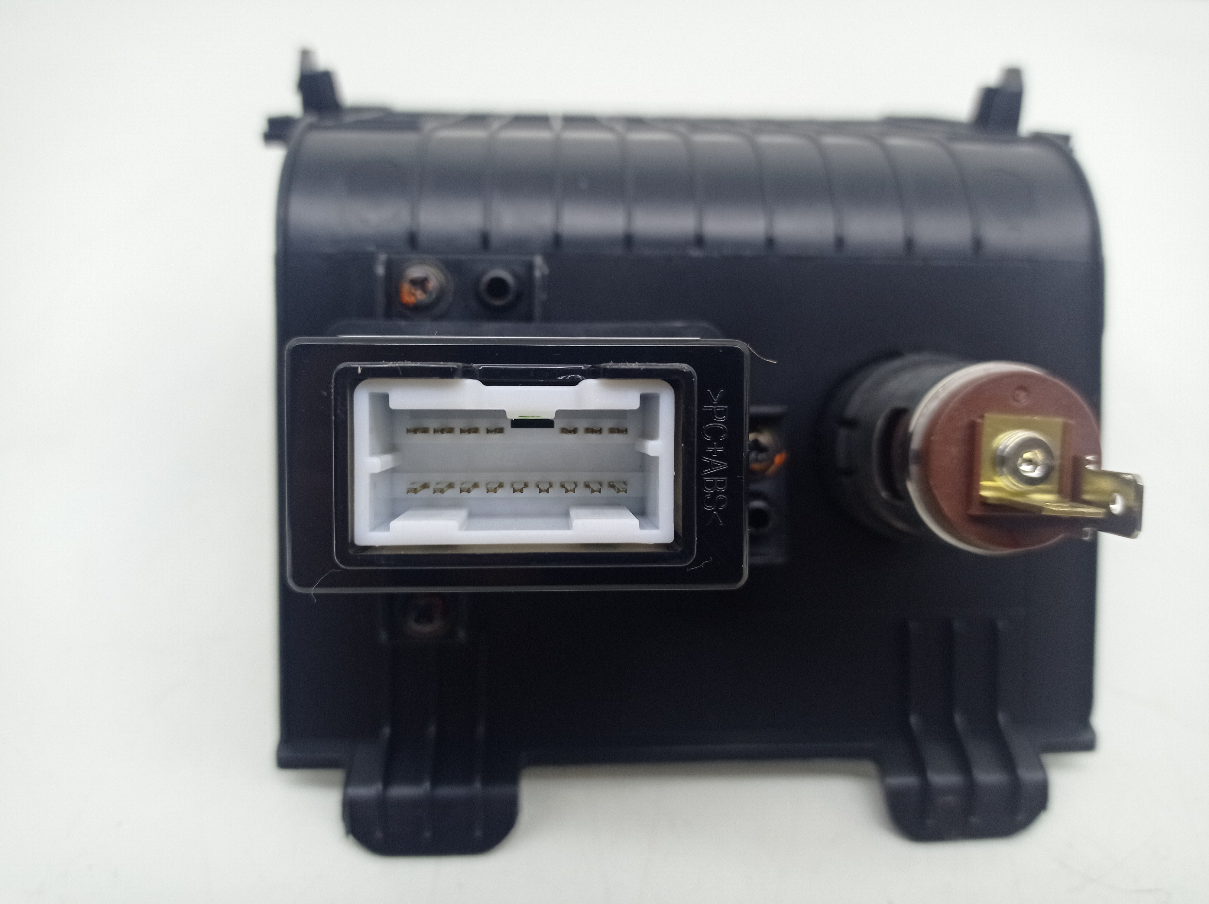 Moldura Painel Usb Hyundai Hb20 2016 7