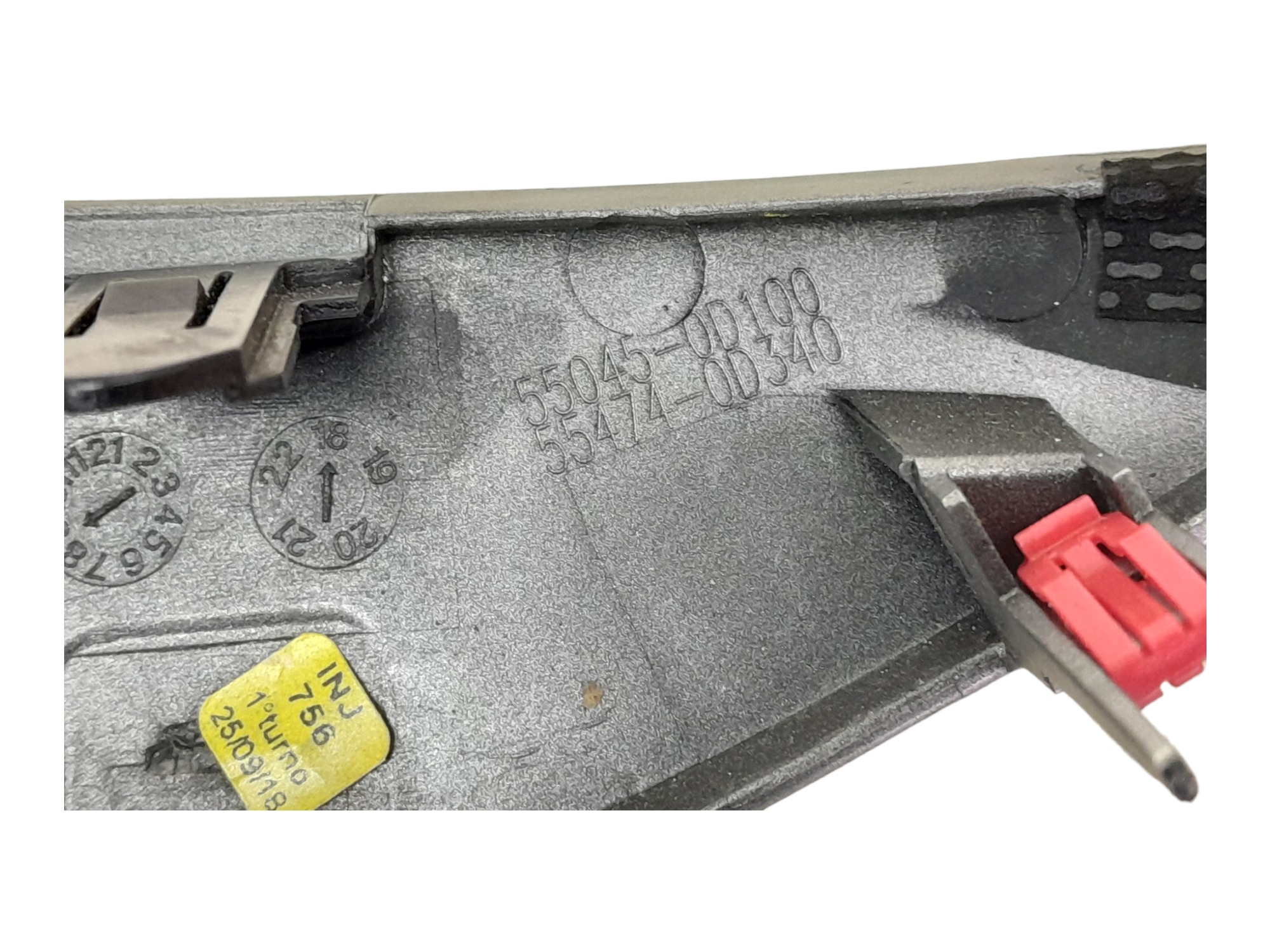 Moldura Central Painel Esquerdo Toyota Yaris Sedan 2018 5