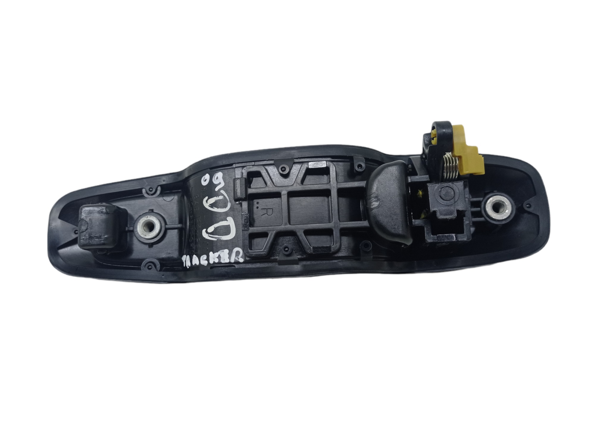 Macaneta Externa Dianteira Direita Chevrolet Tracker 2009  – Preto 5