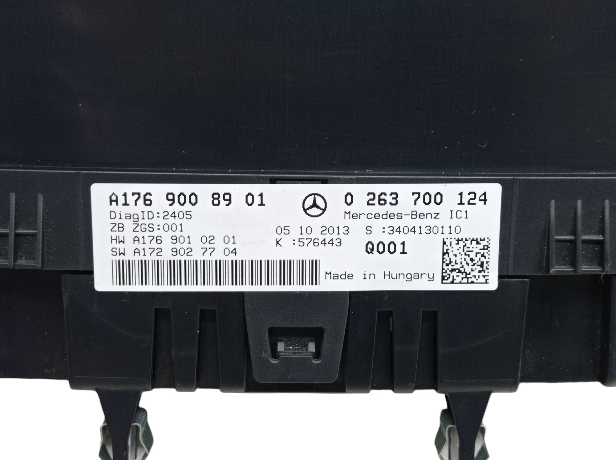 Painel Instrumentos Mercedes A200 1.6 16v Gasolina 2014  Preto Com Detalhes Prata 8