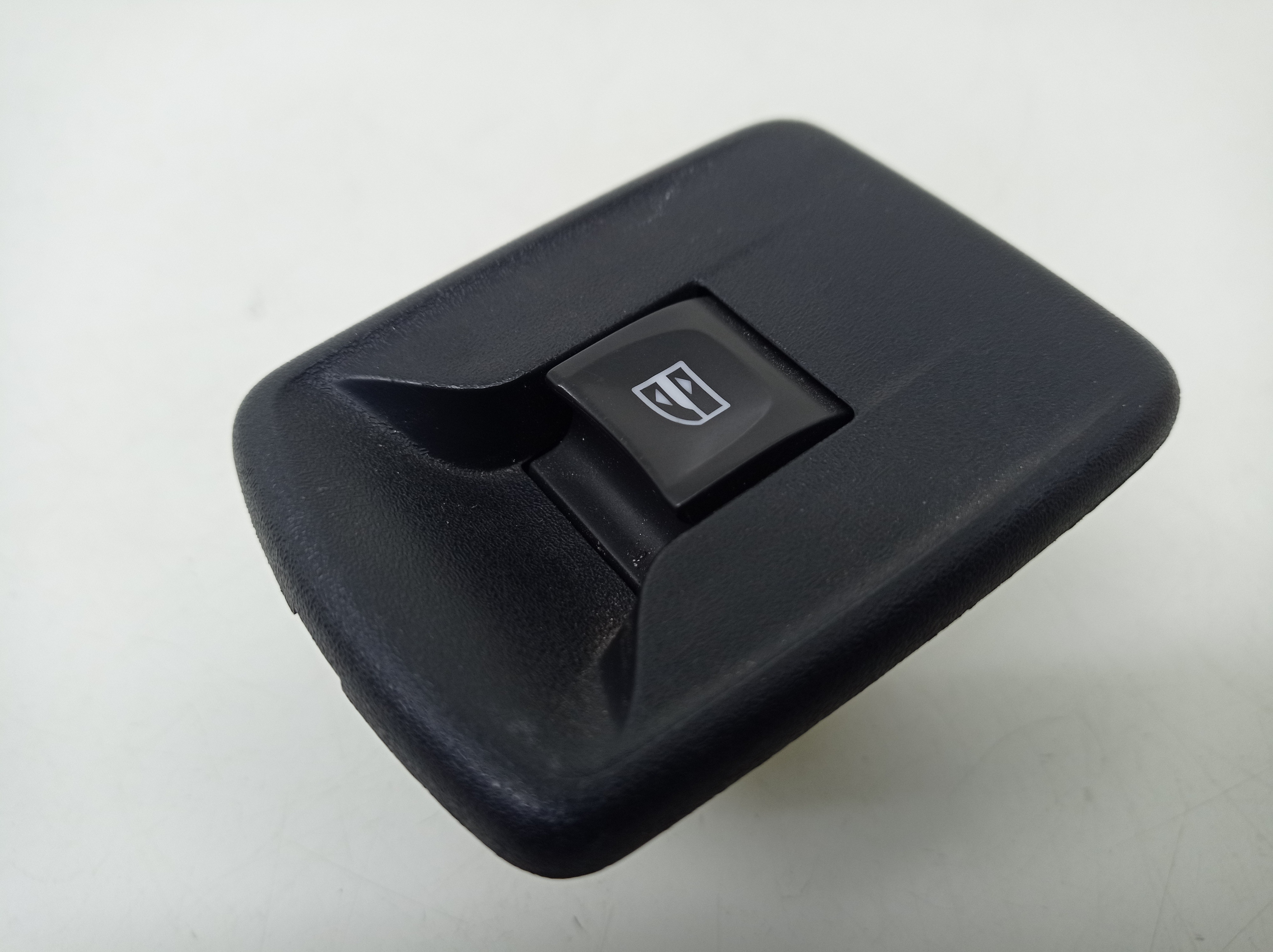 Botao Vidro Dianteiro Direito Renault Sandero 2016 2