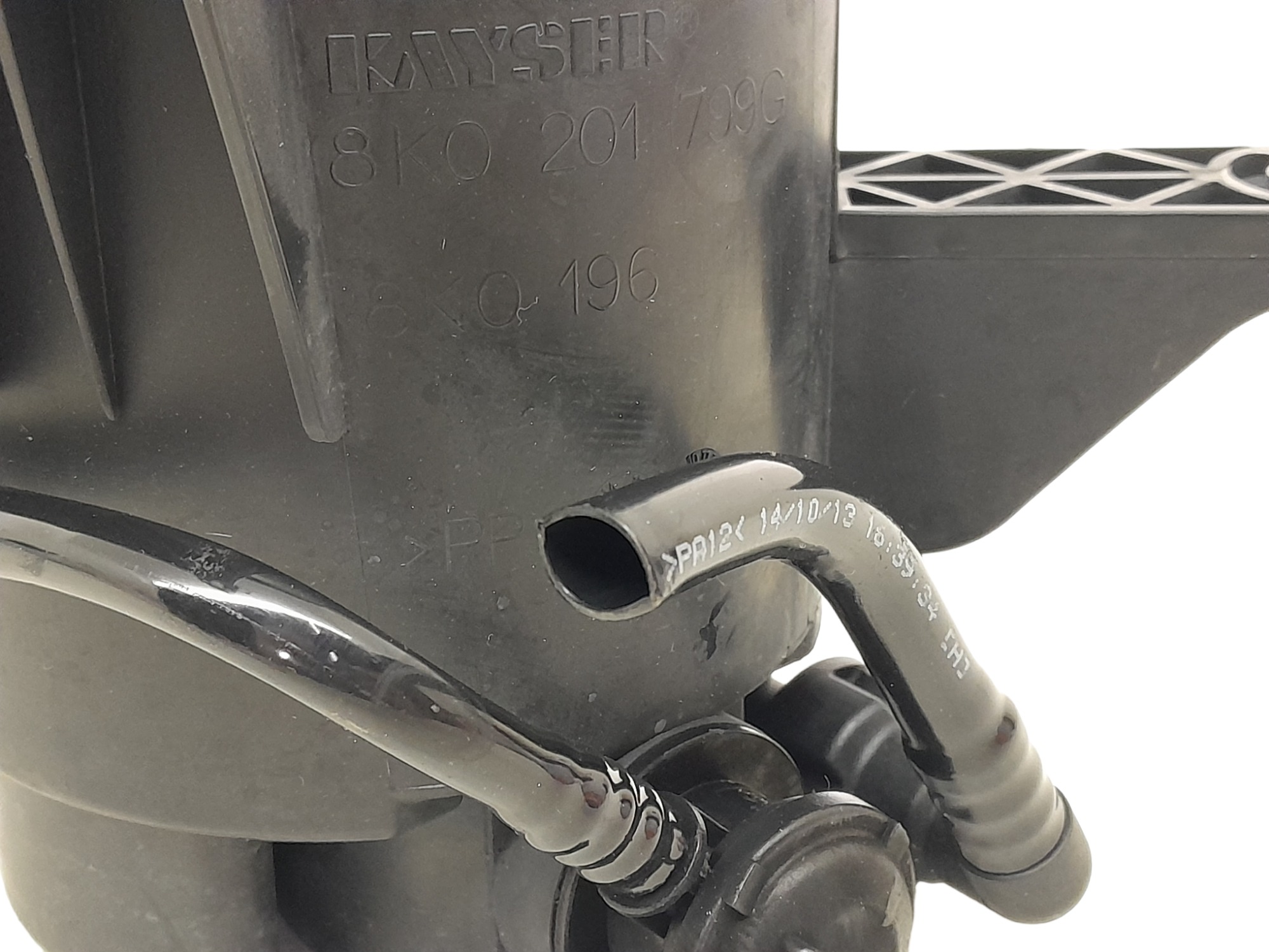 Canister Audi A4 2.0 2014 7