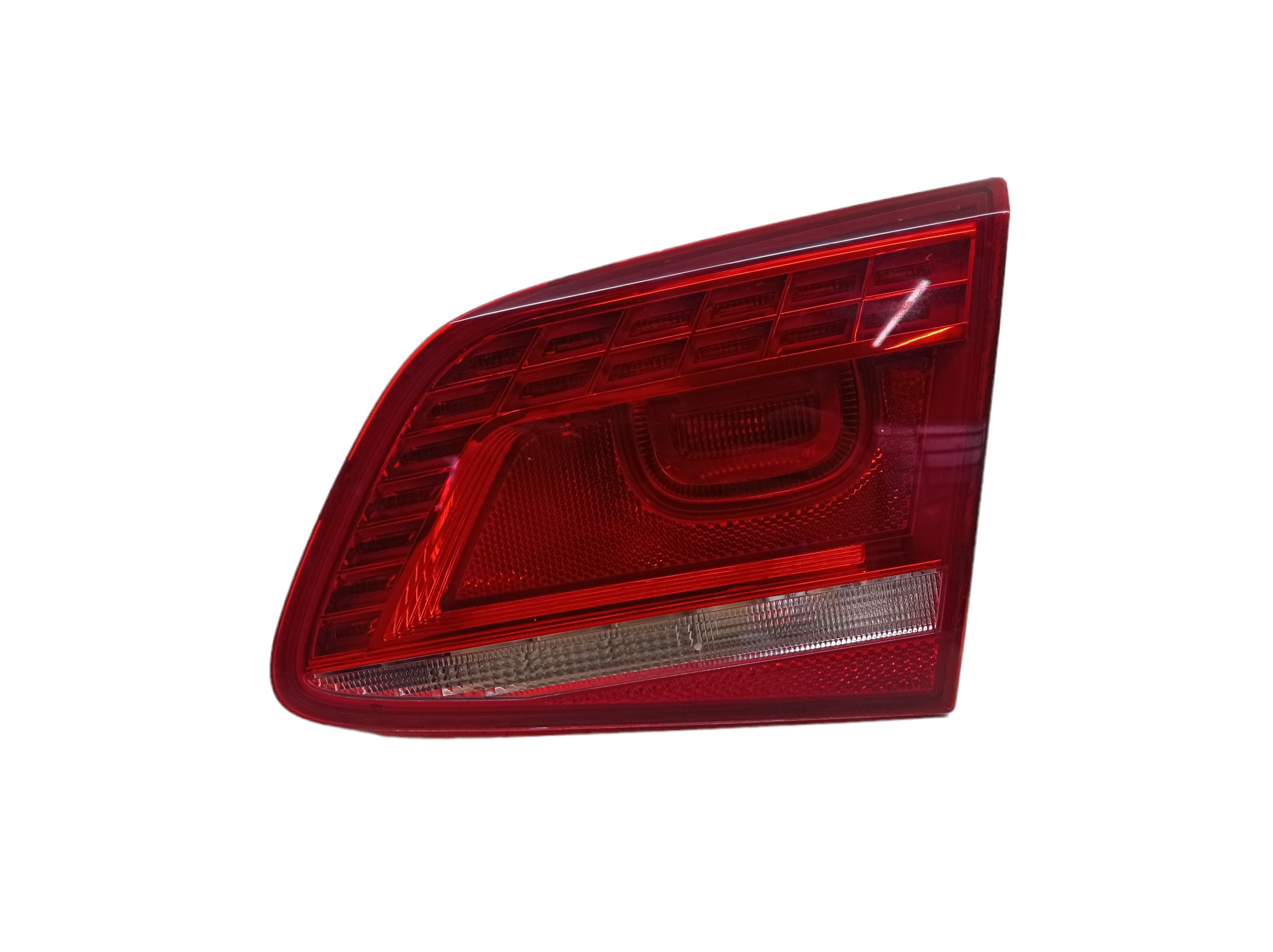 Lanterna Led Tampa Traseira Direita Volkswagen Passat 2012  Direito Vermelho 1