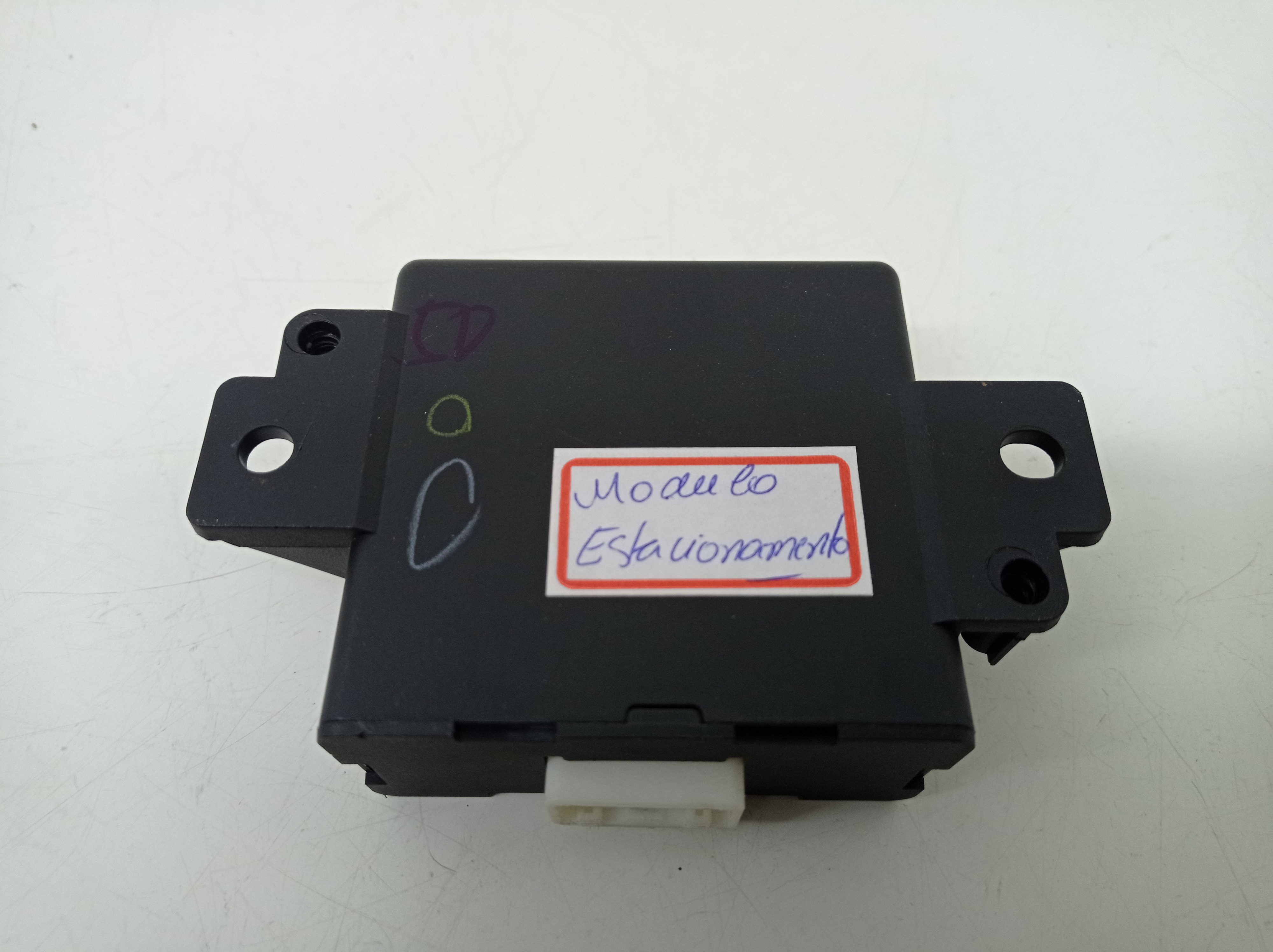 Modulo Estacionamento Renault Duster 2014