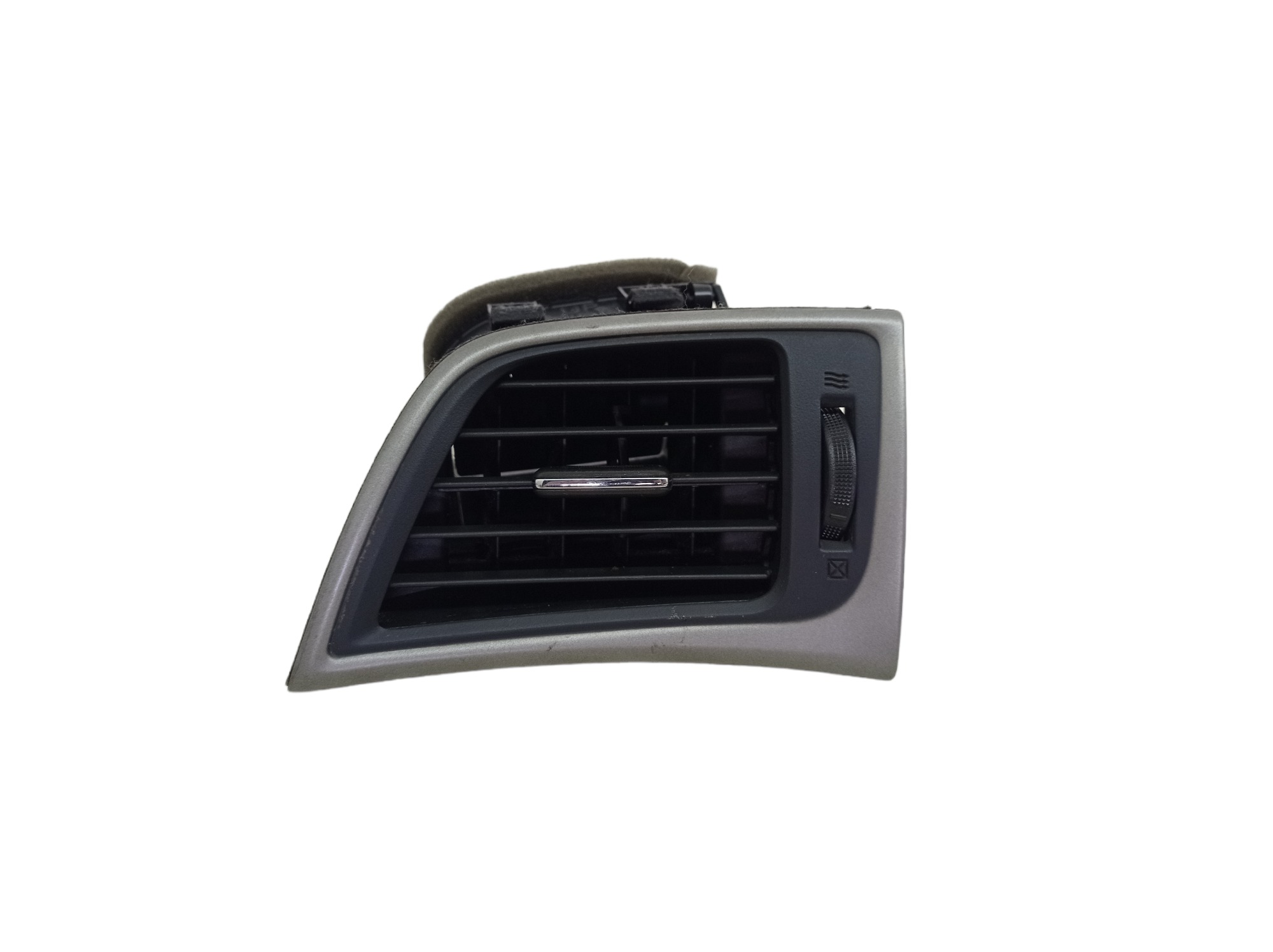 Difusor De Ar Direito Nissan Sentra 2015