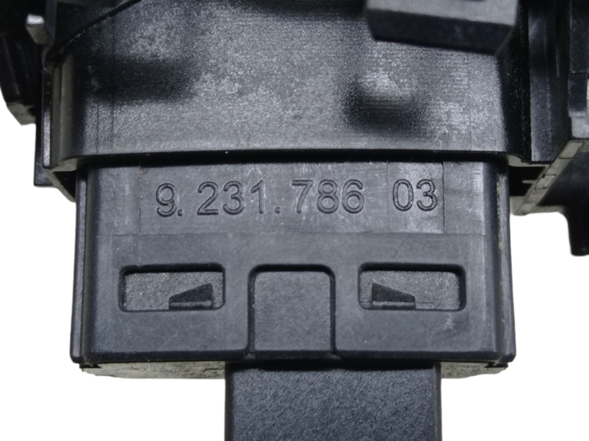 Botao Pisca Alerta Bmw 320i 2014 Preto 7