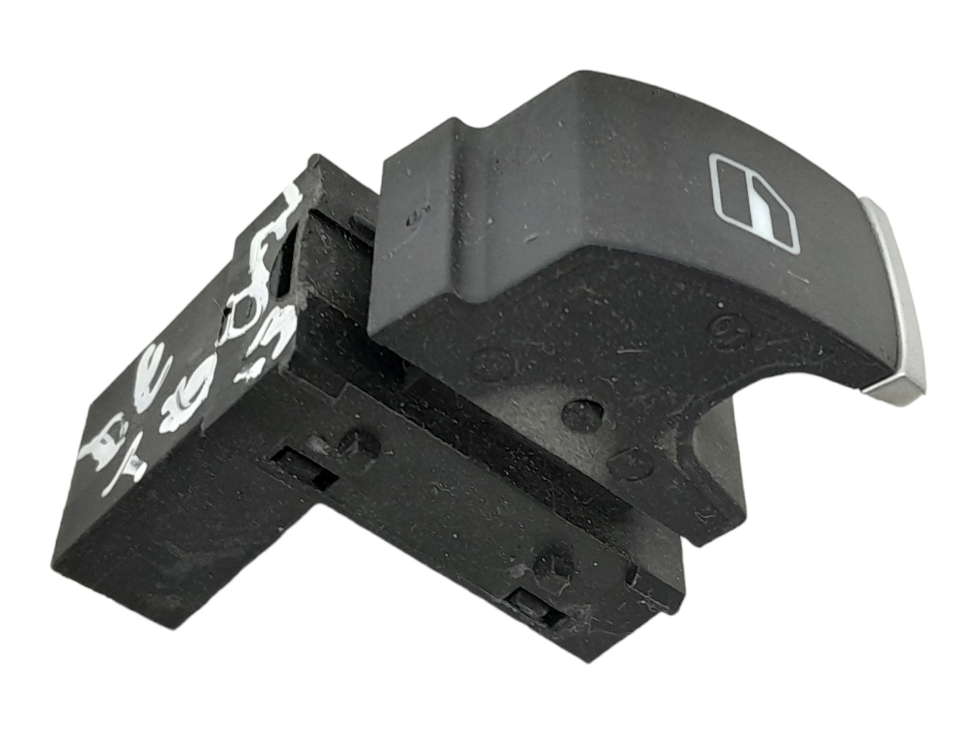 Botao De Vidro Traseiro Esquerdo Volkswagen Tiguan Tsi 2013 3