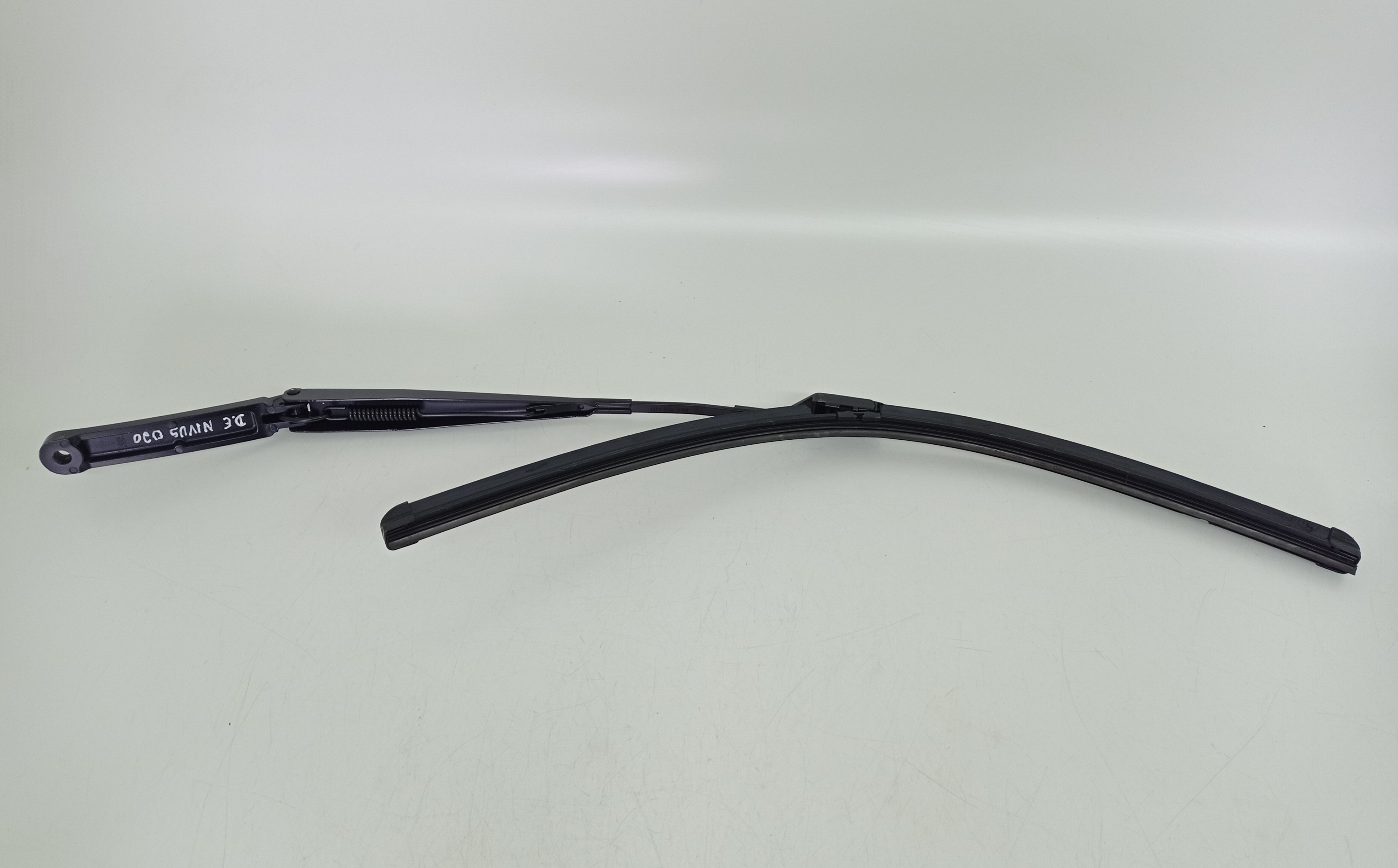 Braço Limpador Parabrisa Diant Esq Volkswagen Nivus 2021 – Esquerdo 2