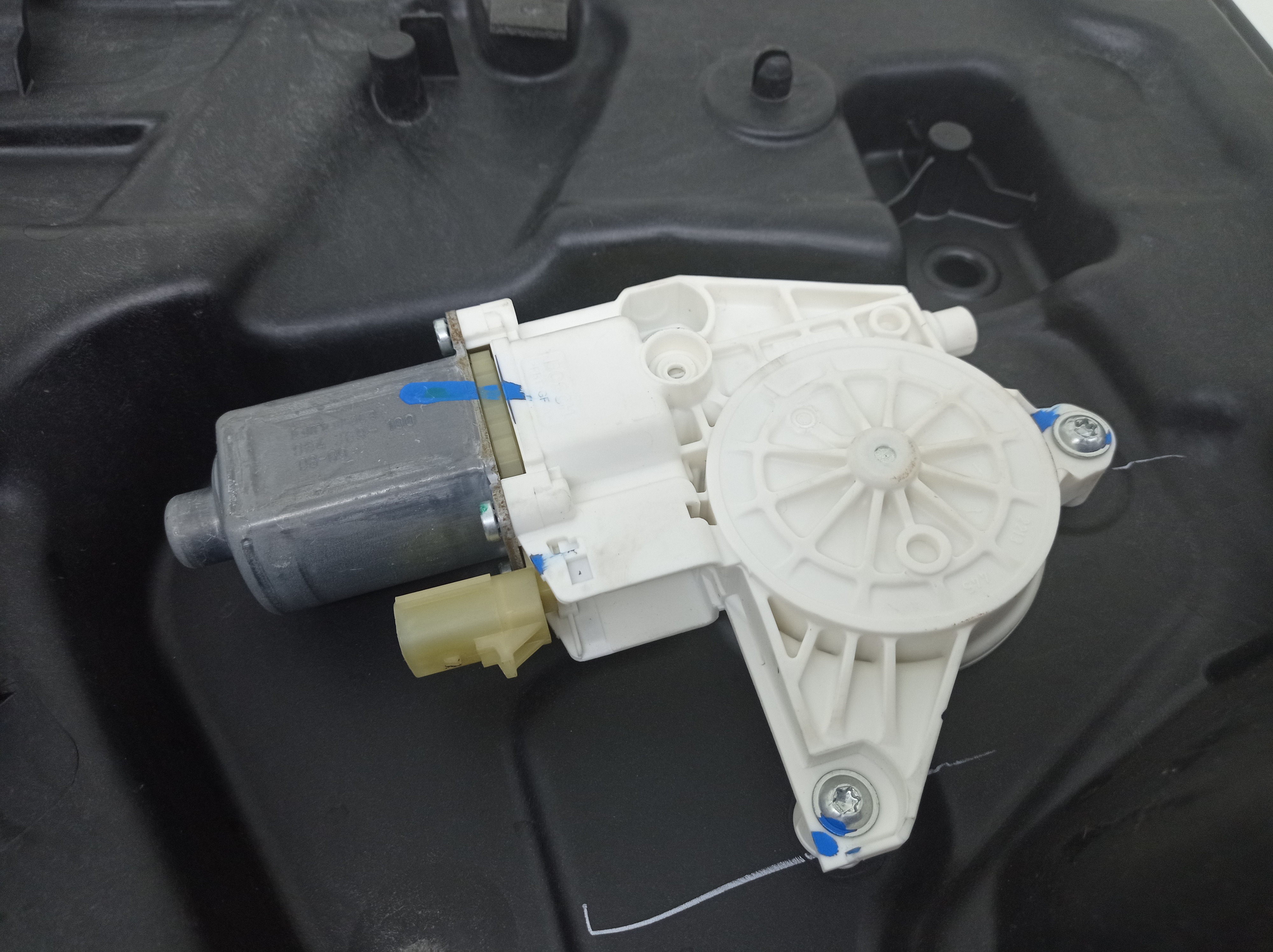 Maquina Vidro Traseira Esq Com Motor  Dodge Journey 2009 4