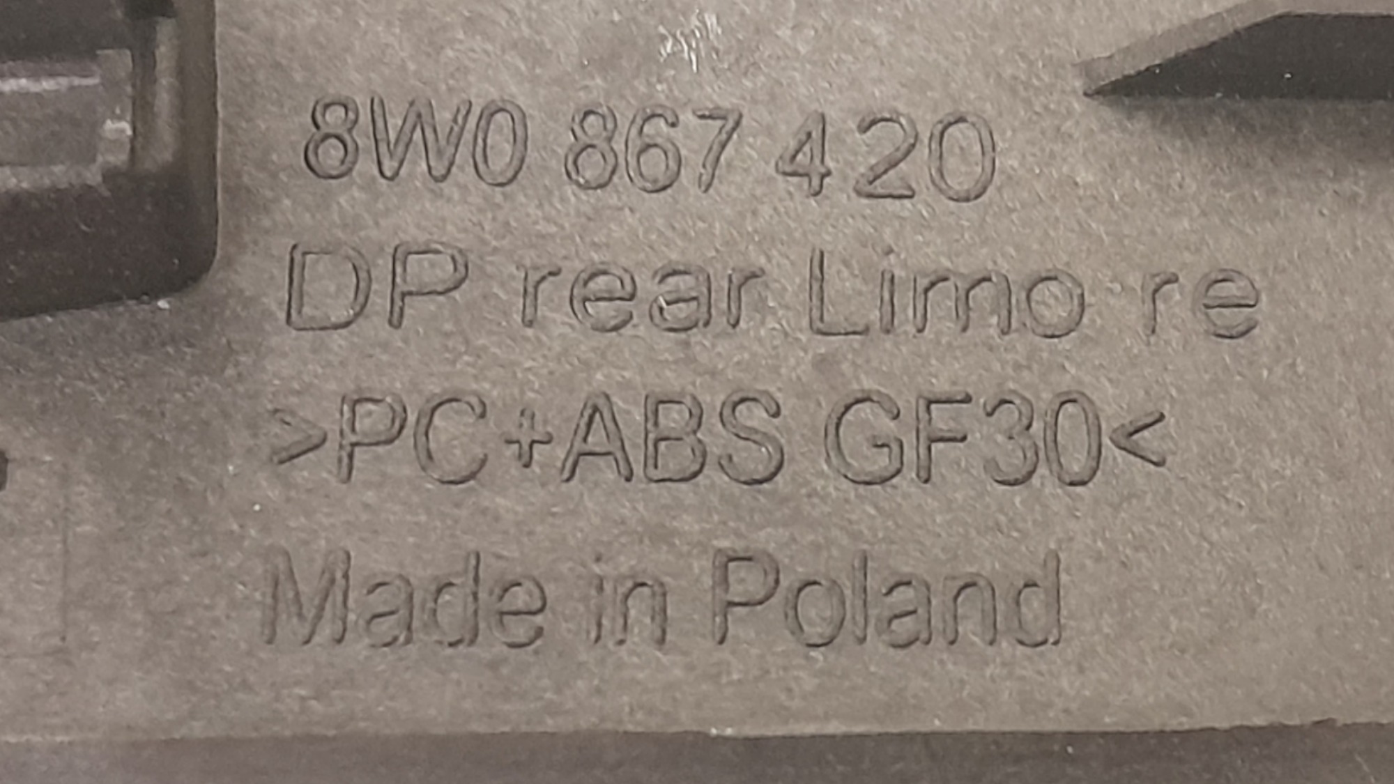 Acabamento Interno Porta Traseira Direita Audi A5 2.0 2018 Prata 4