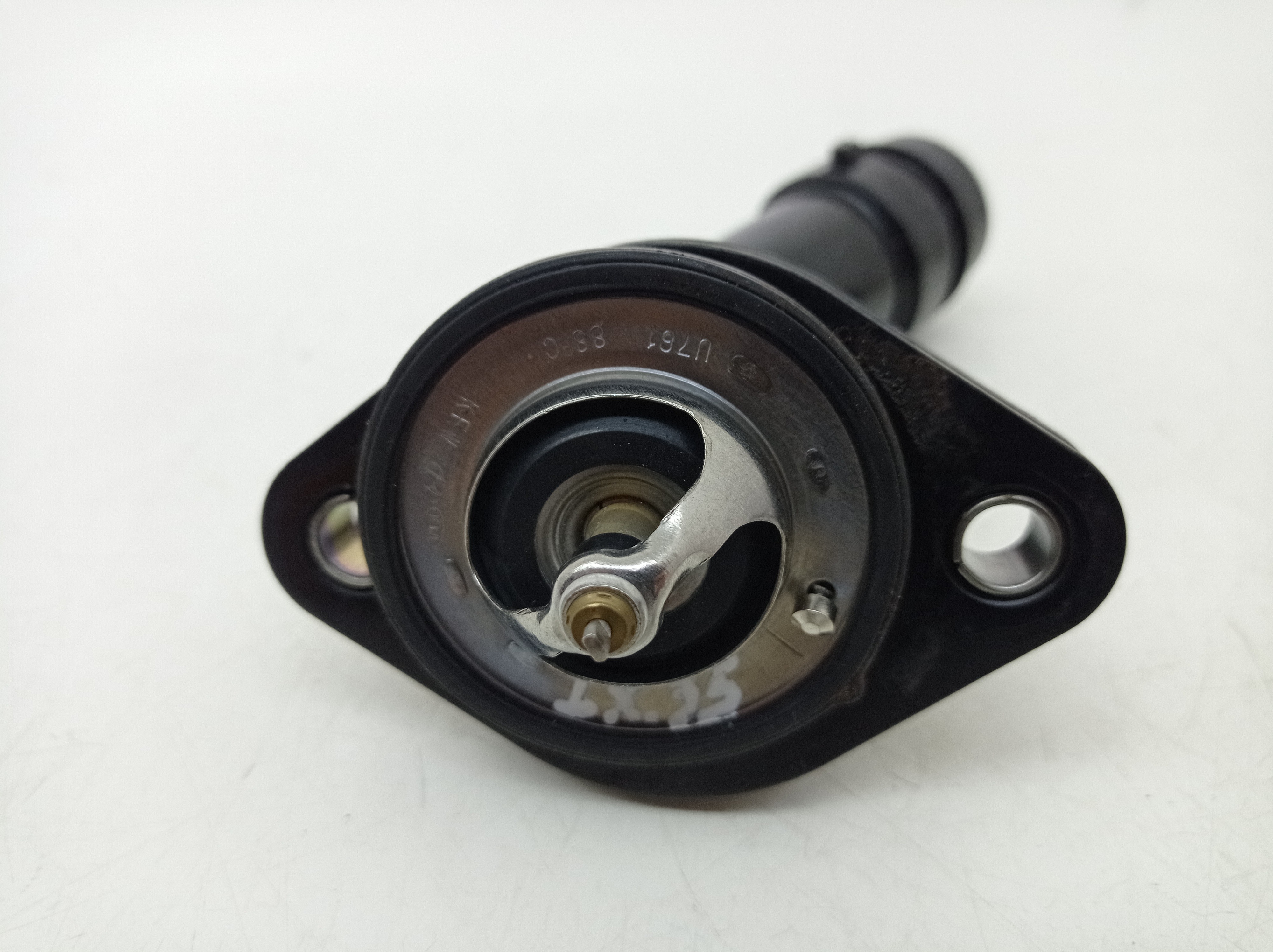 Carcaça Valvula Termostatica Hyundai Ix35 2.0 16v 2016 Aut 3