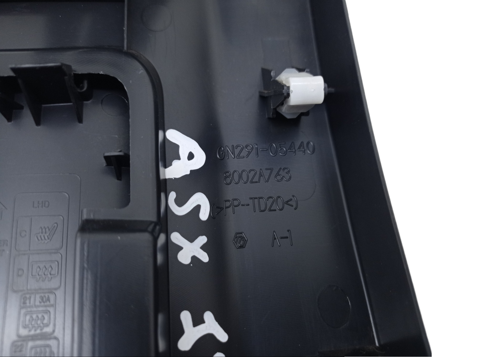 Moldura Caixa Fusivel Com Botoes  Mitsubishi Asx 2015 8