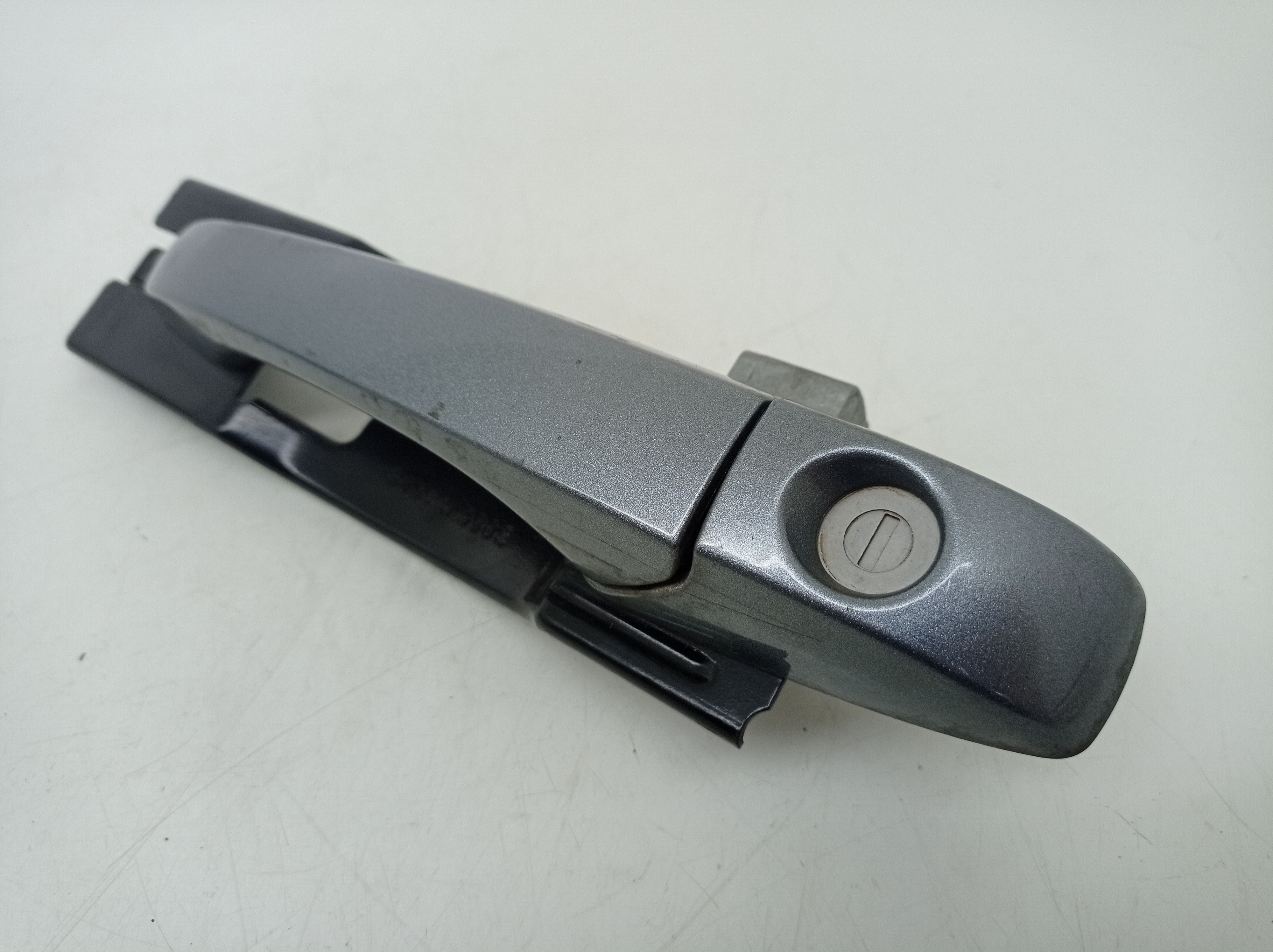 Macaneta Externa Dianteira Esquerda Dodge Journey 2009  – Cinza 2
