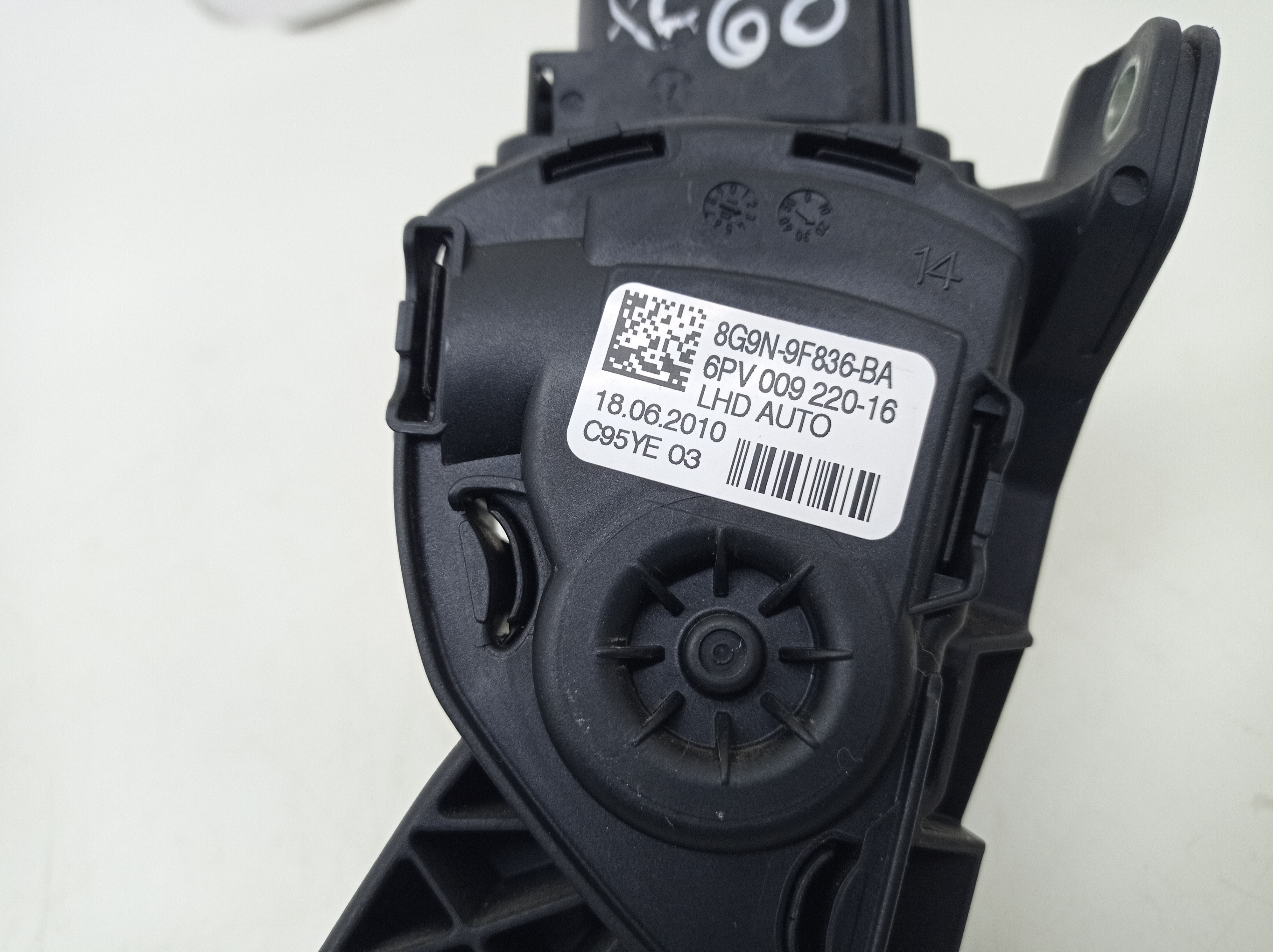 Pedal Acelerador Volvo Xc60 3.0 2011 Automatico 7