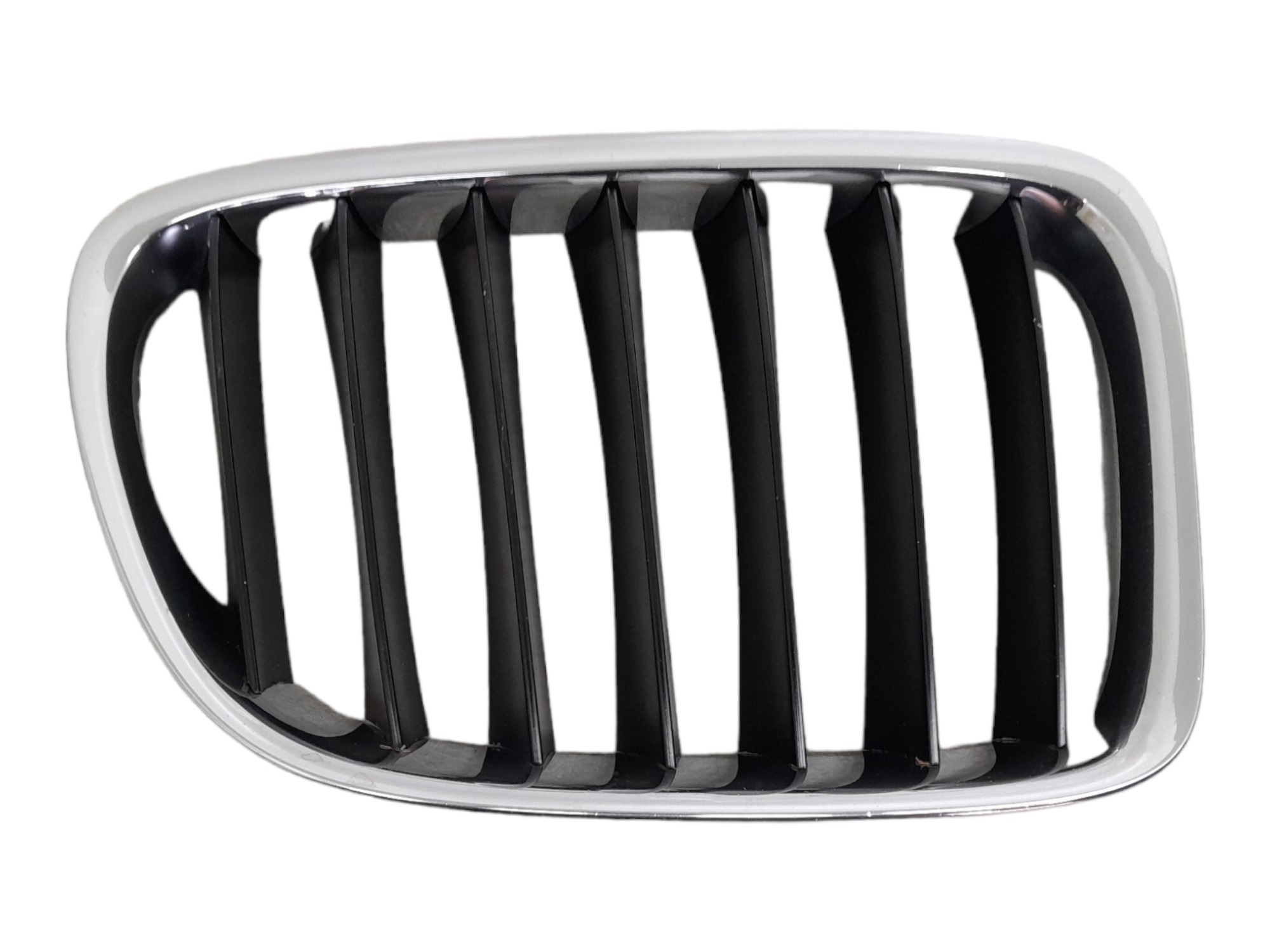 Grade Direita Parachoque Dianteiro Bmw X1 Sdrive20i 2014 Preto Pintar