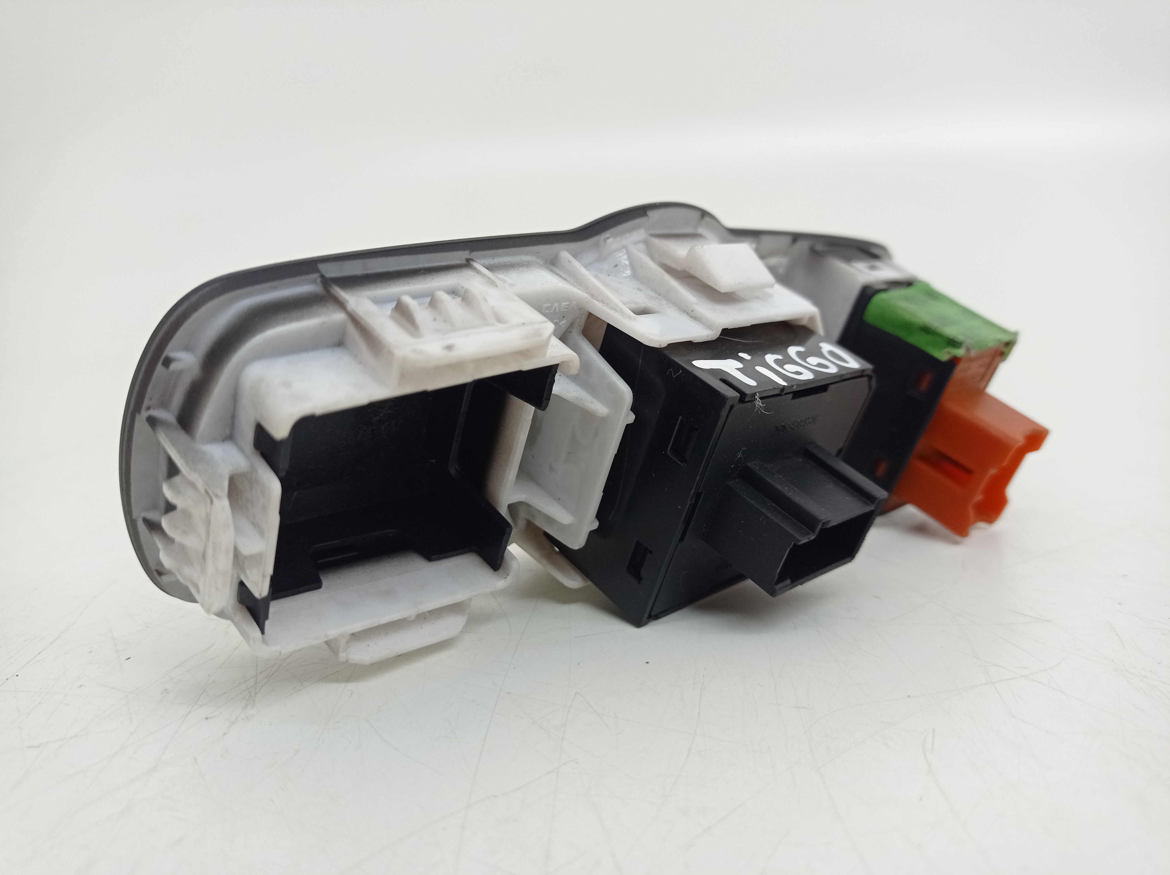 Botao Controle Do Retrovisor Chery Tiggo 2 2019 4