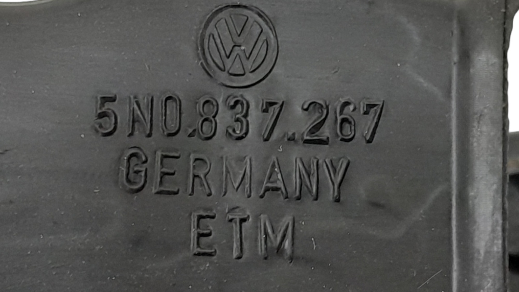 Limitador Porta Dianteira Direita Volkswagen Tiguan 2.0 2014 5