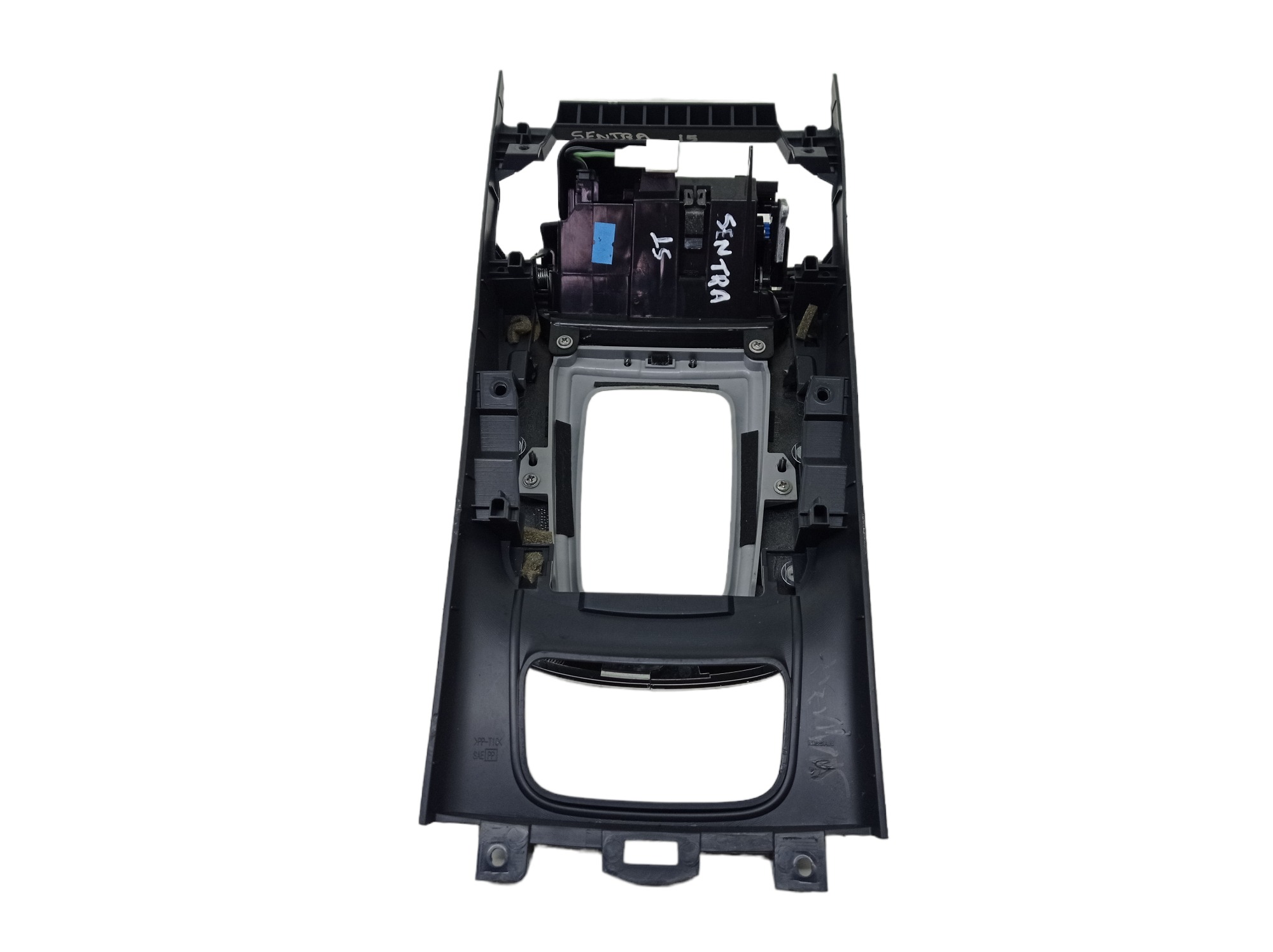 Moldura Console Com Acendedor De Nissan Sentra 2016 3