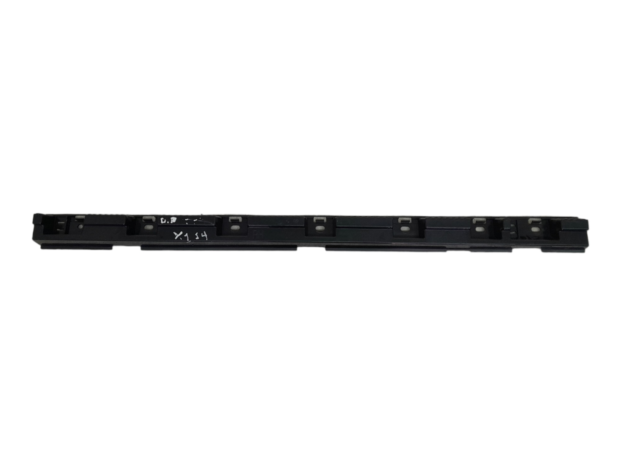 Guia Suporte Spoiler Dianteiro Direito Bmw X1 Sdrive20i 2014 1