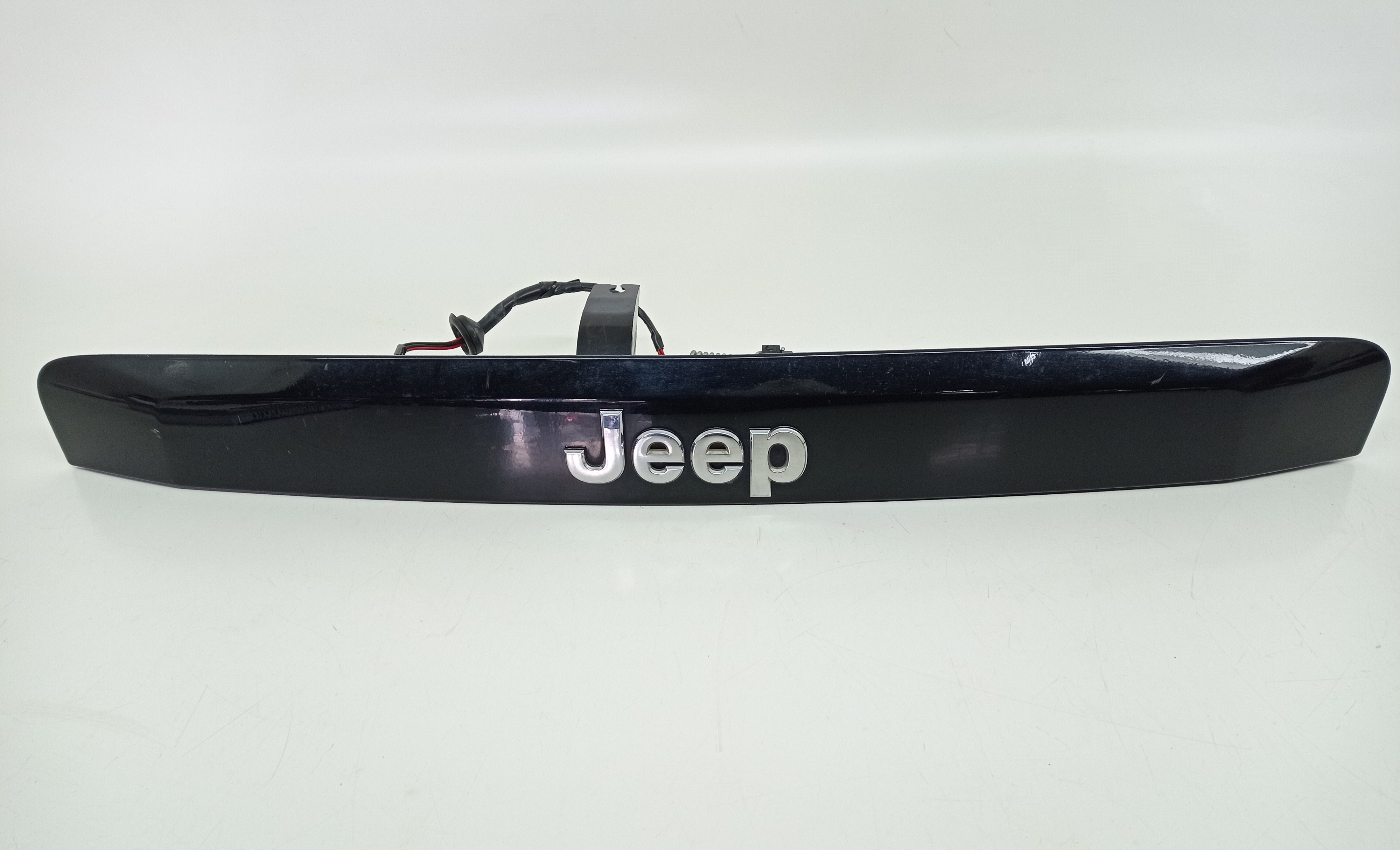 Aplique Tampa Traseira Jeep Compass Sport 2012 1