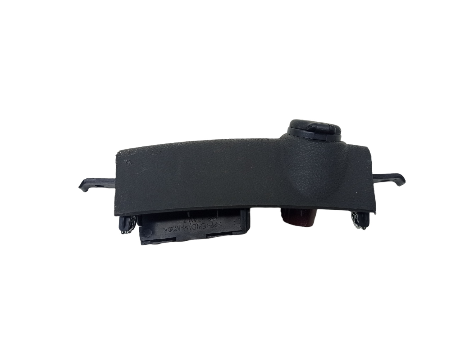 Moldura Acendedor Console Chevrolet Tracker 2014 Preto 4