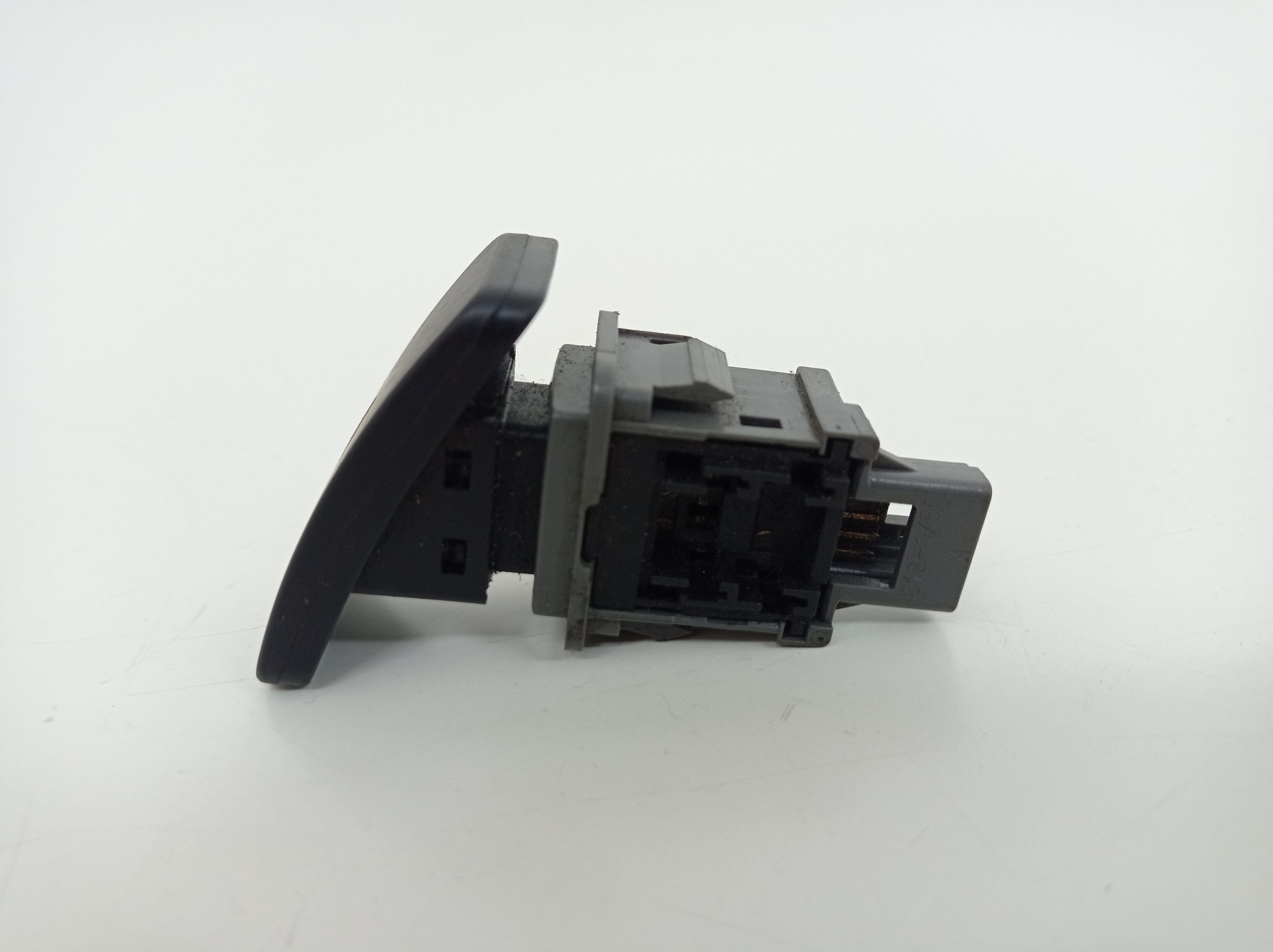 Botao Pisca Alerta Toyota Corolla 2010 Preto 2