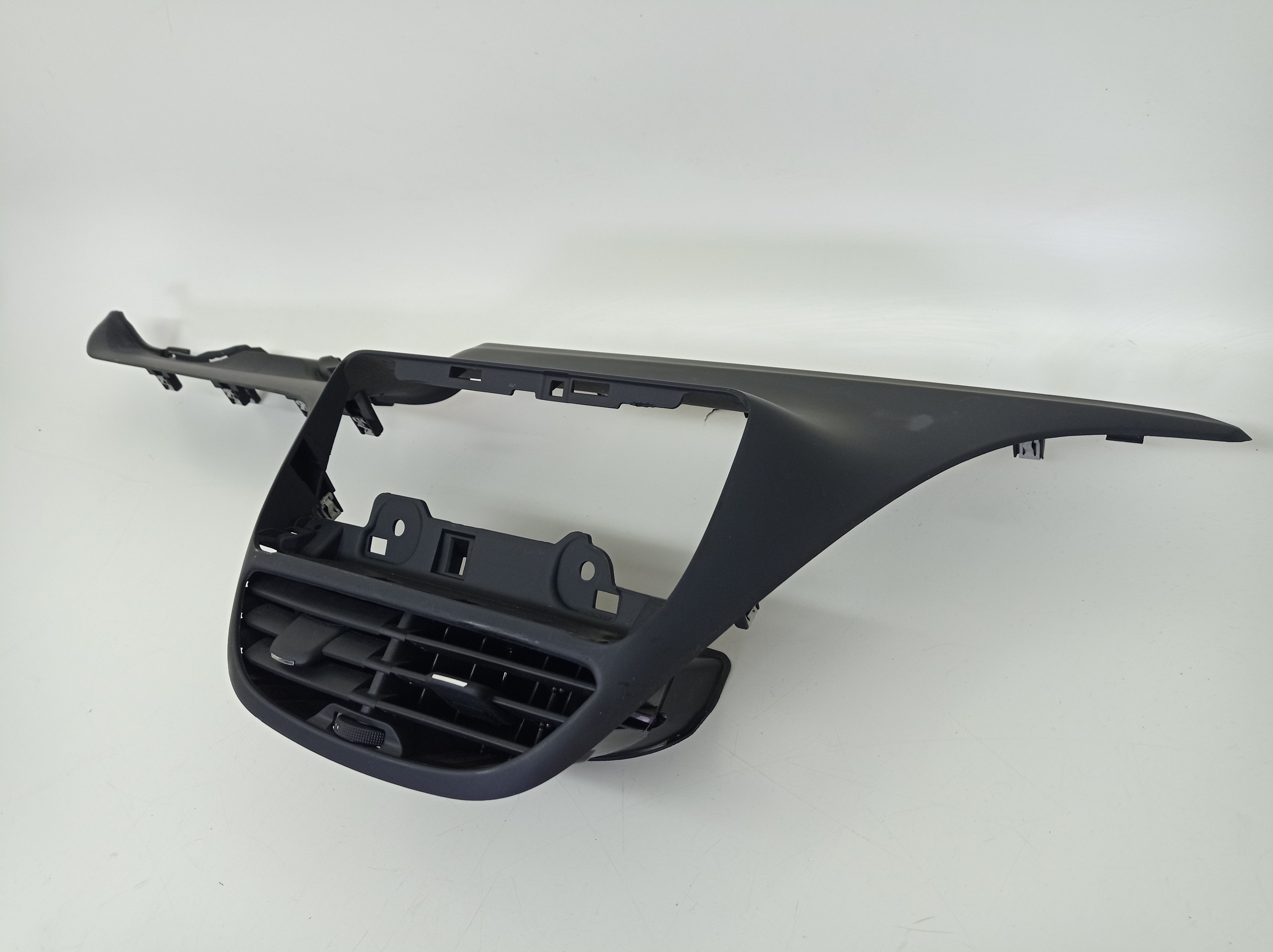 Moldura Central Com Difusor Peugeot 2008 2019 2