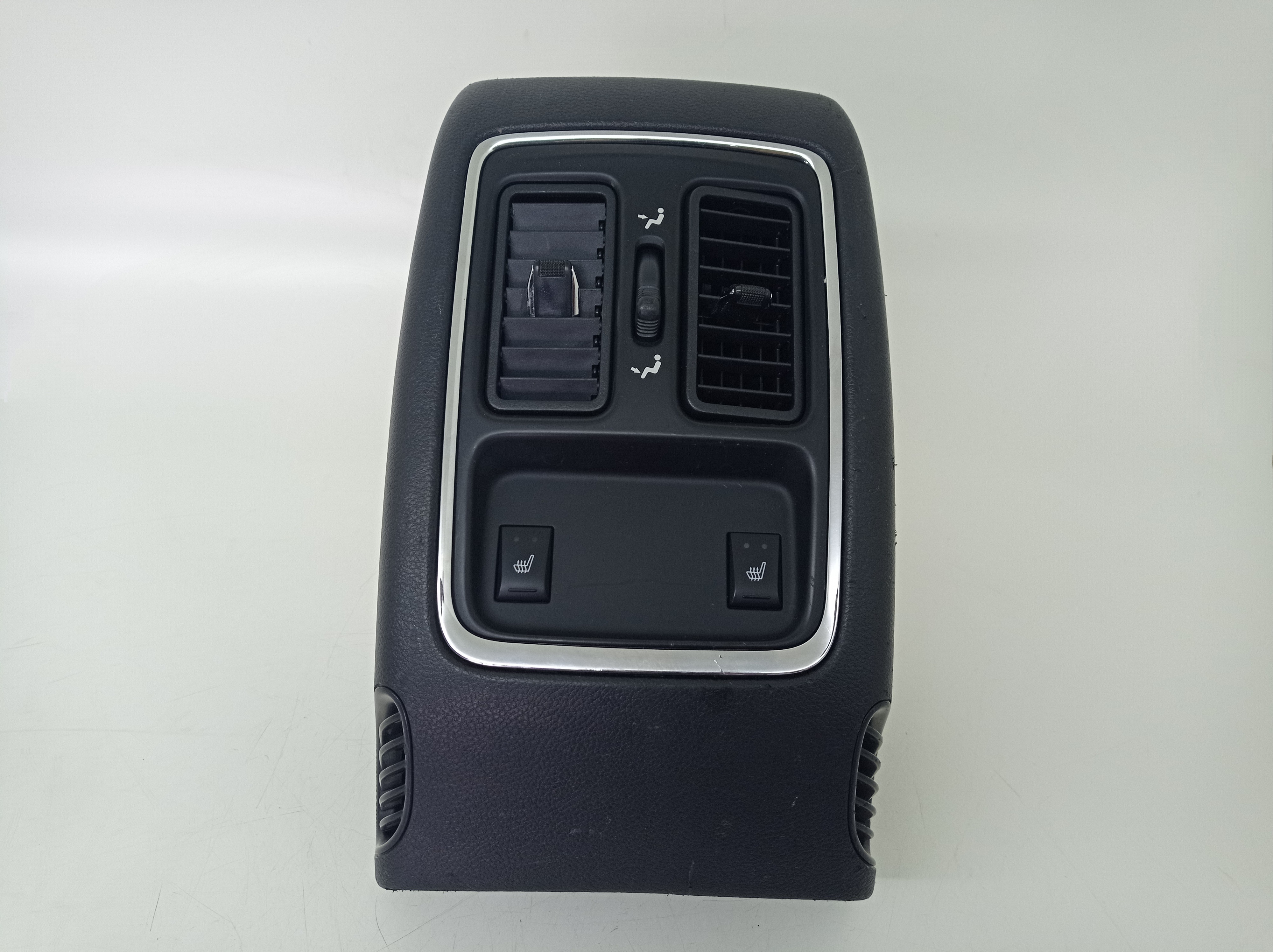 Difusor De Ar Traseiro Jeep Grand Cherokee 2011