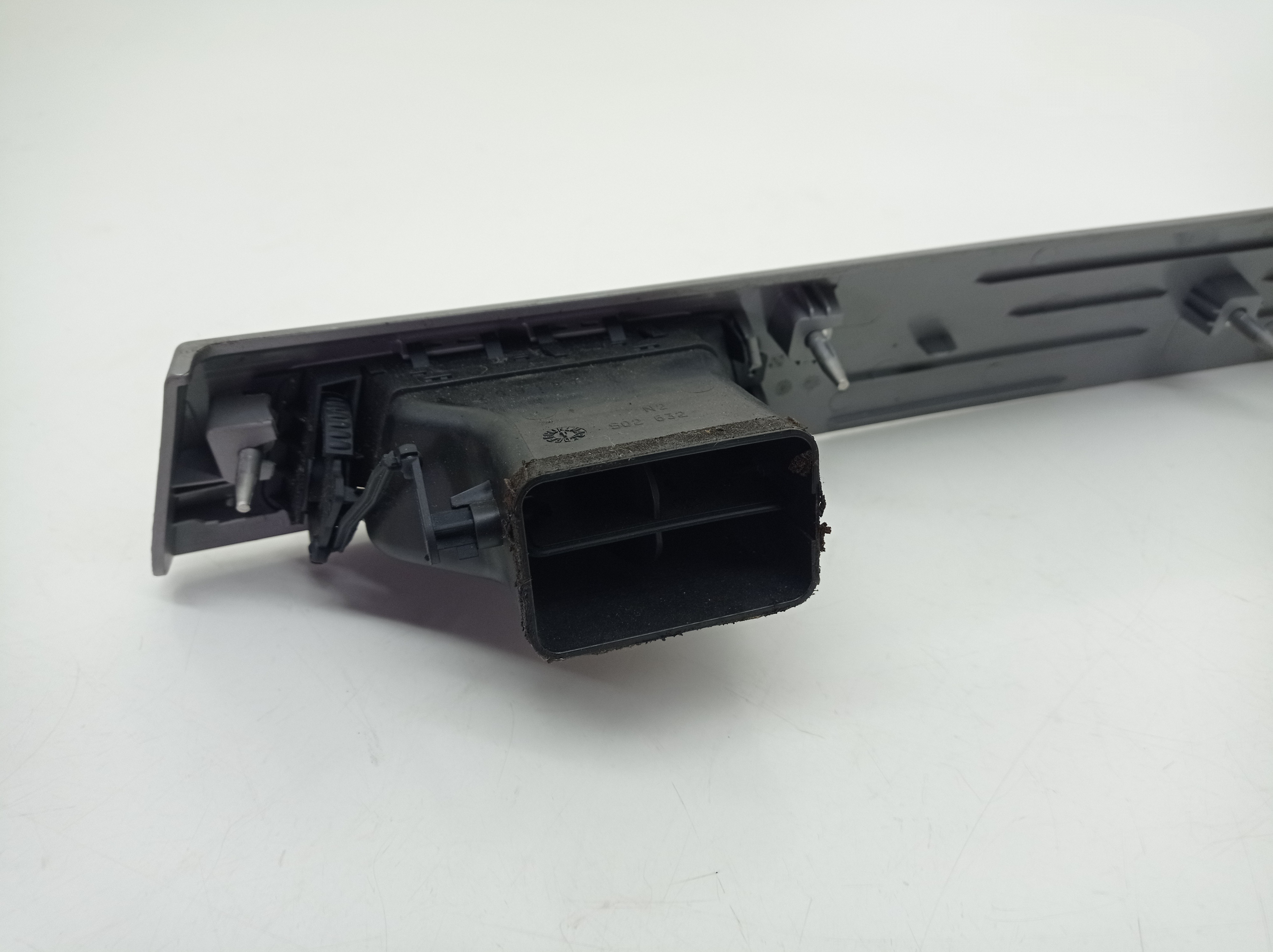 Moldura Central Com Difusores Bmw 325i 2008 8