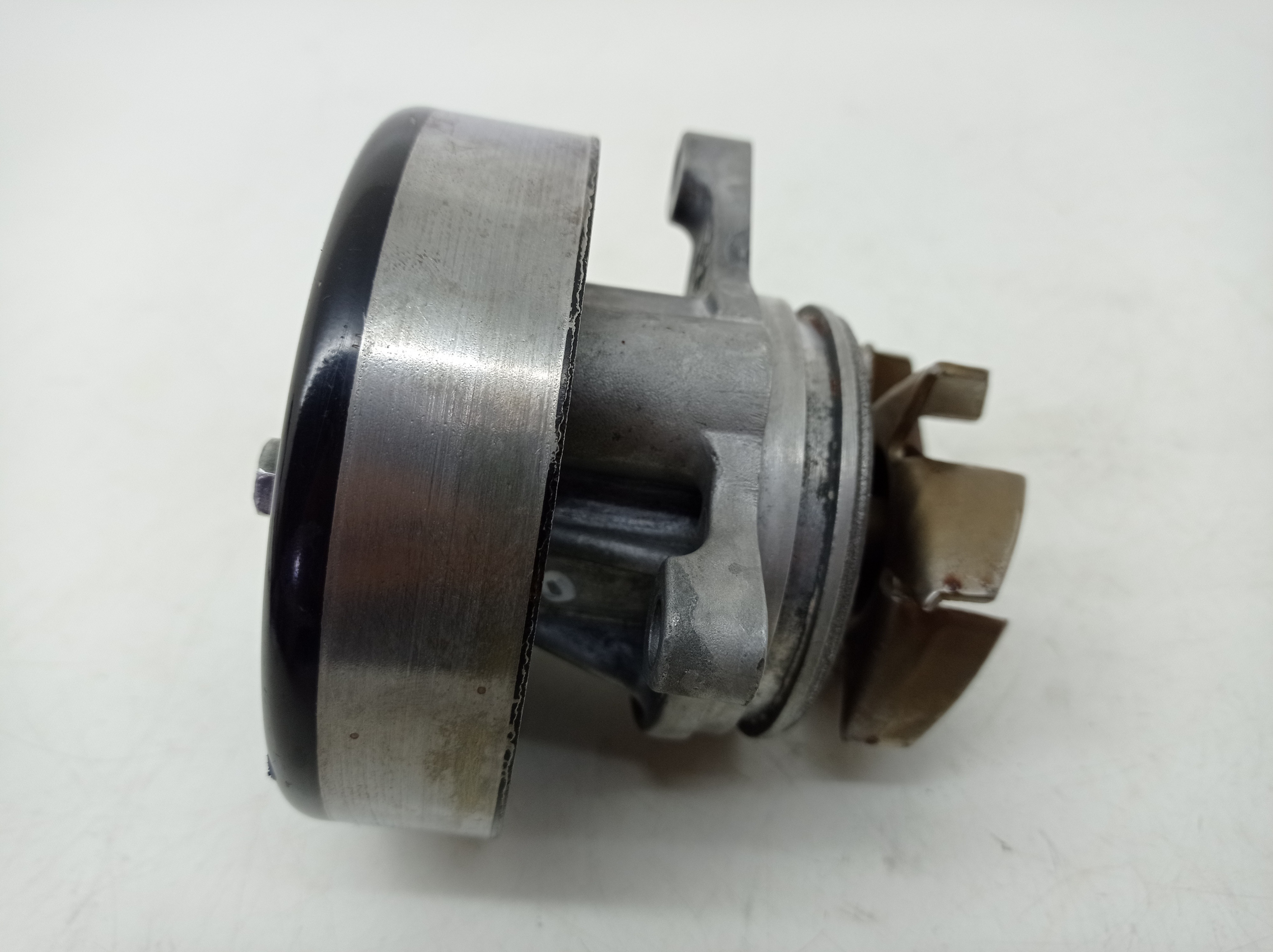 Bomba De Agua Ford Ecosport 2.0 16v 2012 Automatico Flex 3