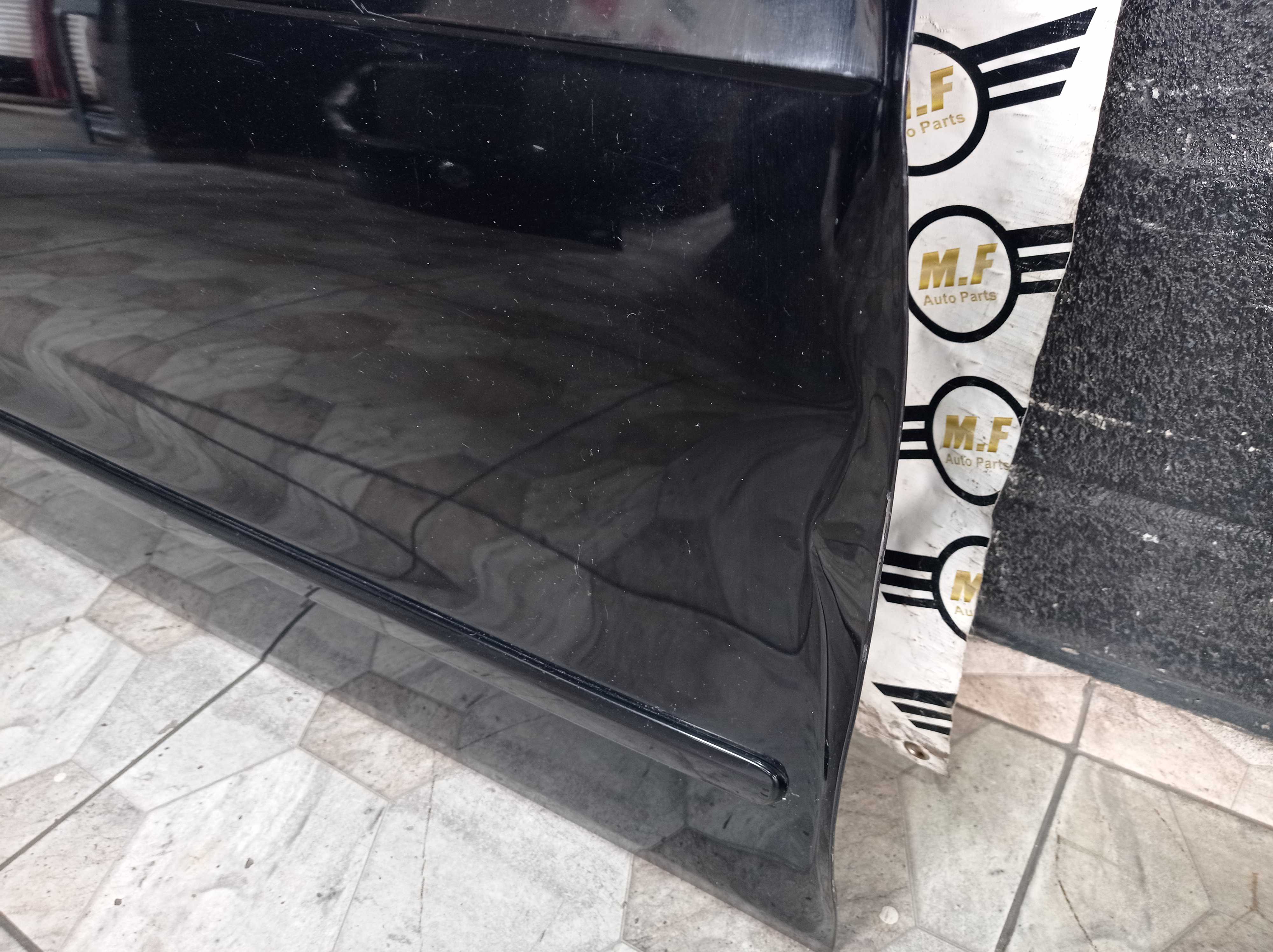 Porta Dianteira Direita Volkswagen Gol 2010 Com Detalhe Dianteira Direito Preta