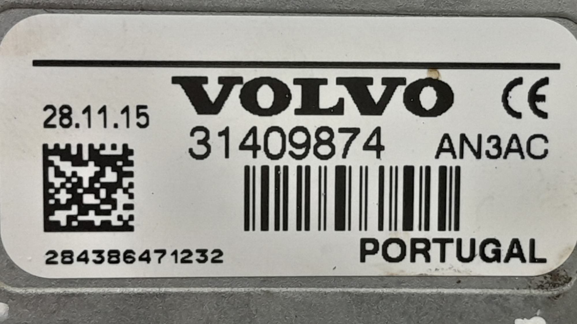 Antena Teto Volvo Xc60 T5 2.0 16v Automatico Gasolina 2016 Branca 4