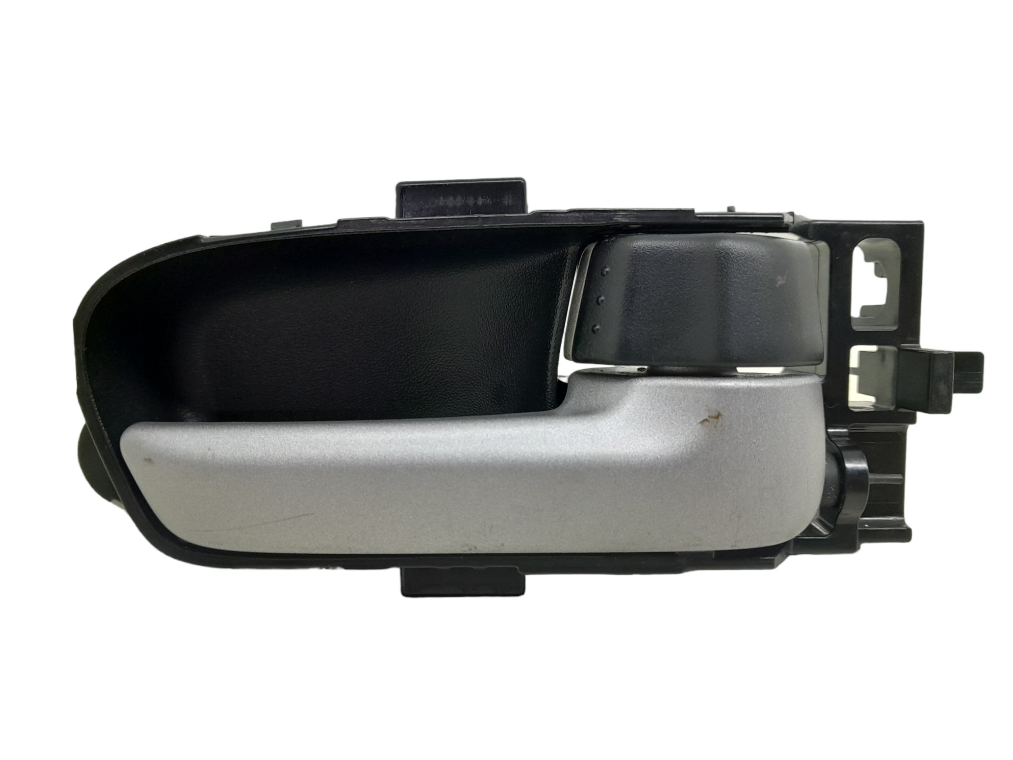 Macaneta Interna Traseira Direita Suzuki Grand Vitara 2014 – Cinza – Traseira 1