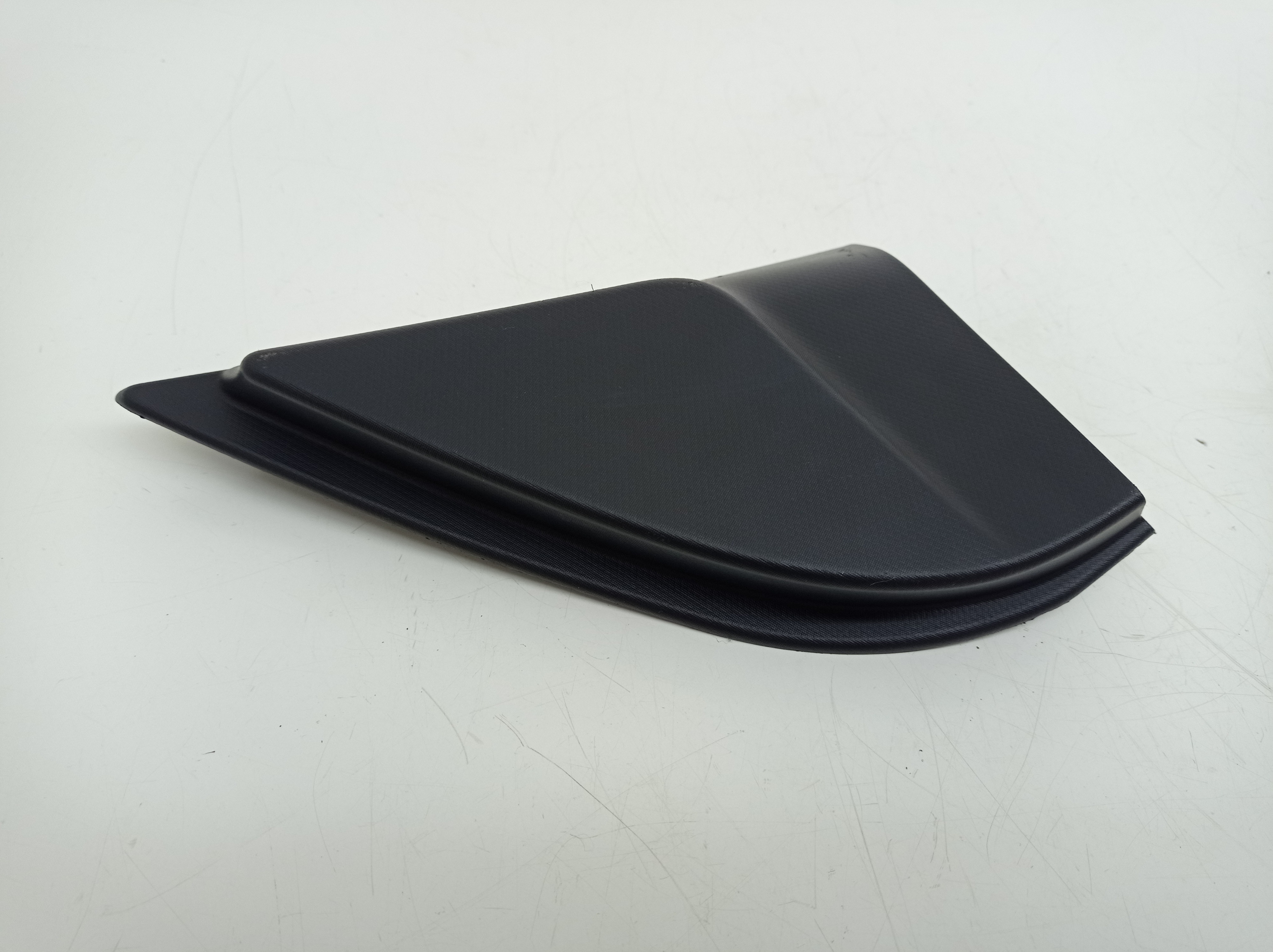 Acabamento Interno Do Retrovisor Direito Fiat Cronos 2019  Preto