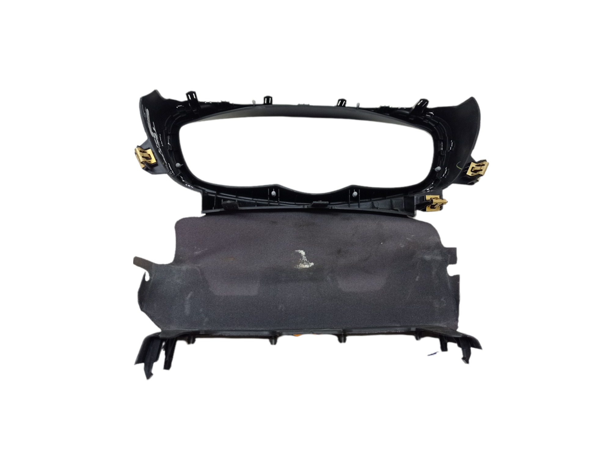 Moldura Painel De Instrumento Chevrolet Tracker 2019 4