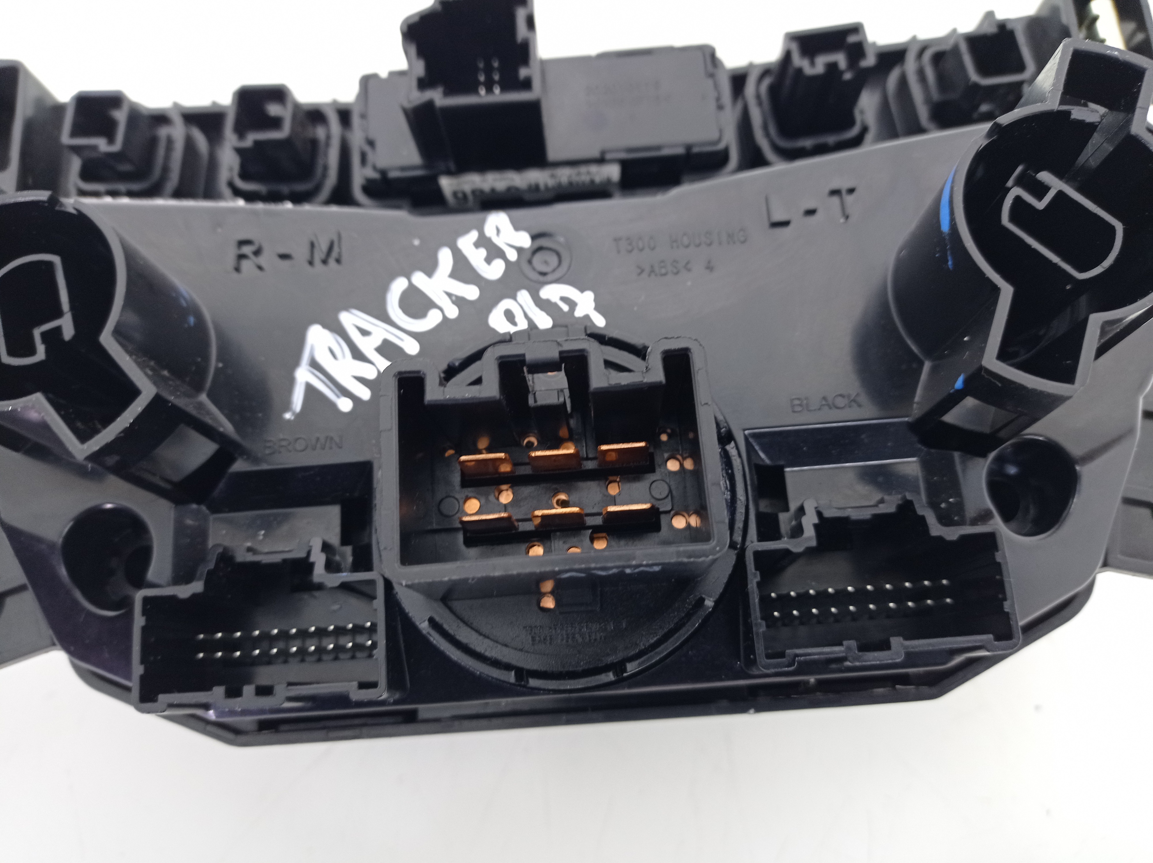 Controle De Ar Chevrolet Tracker 2017 6