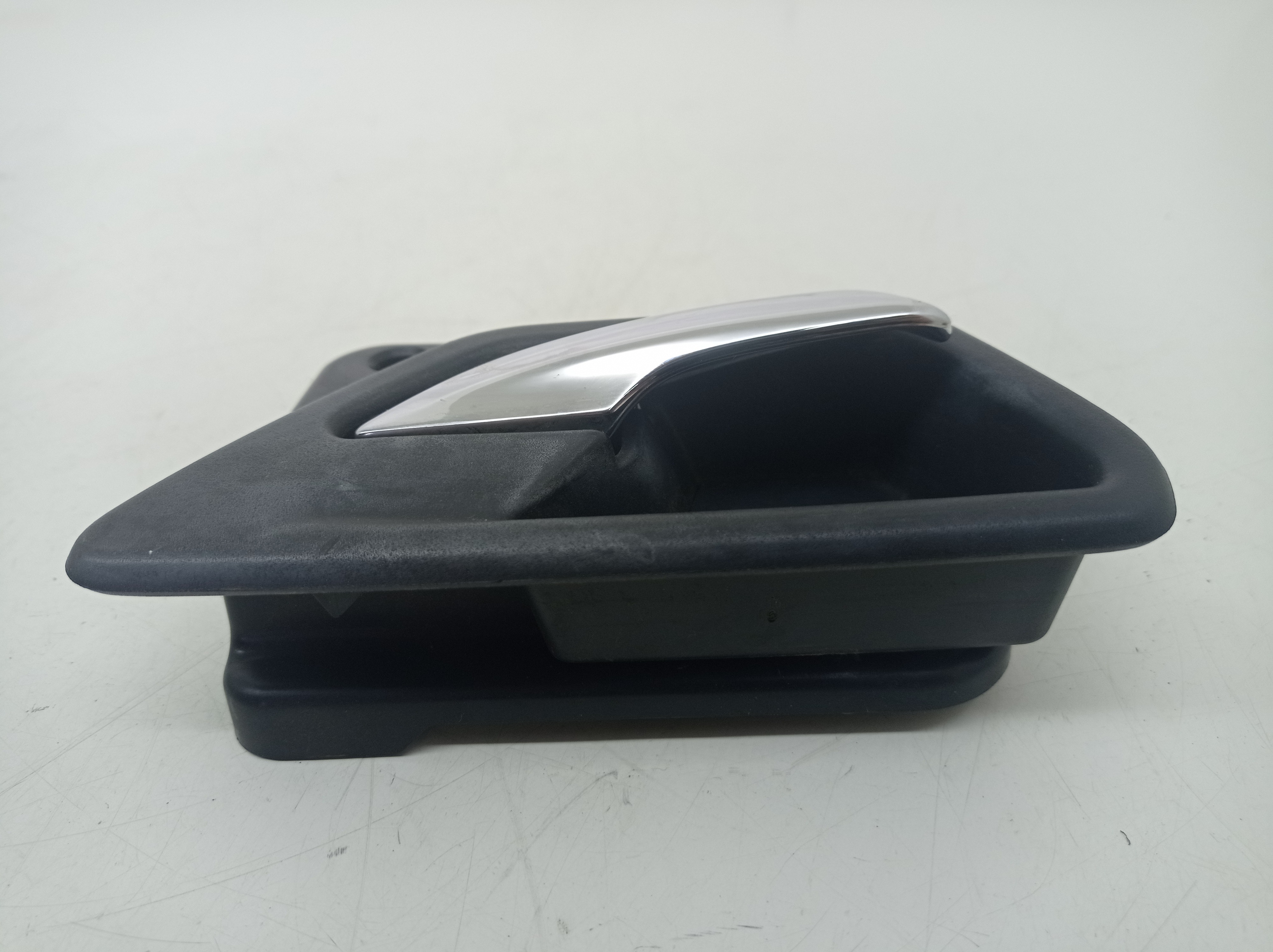 Macaneta Interna Dianteira Direita Dodge Journey 2009  Preto Dianteira 2