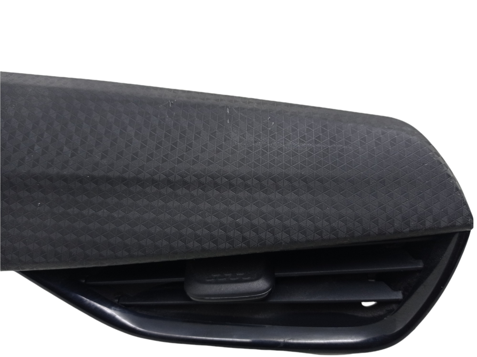 Moldura Painel Com Difusor Direito Chevrolet Onix Plus 2020 4