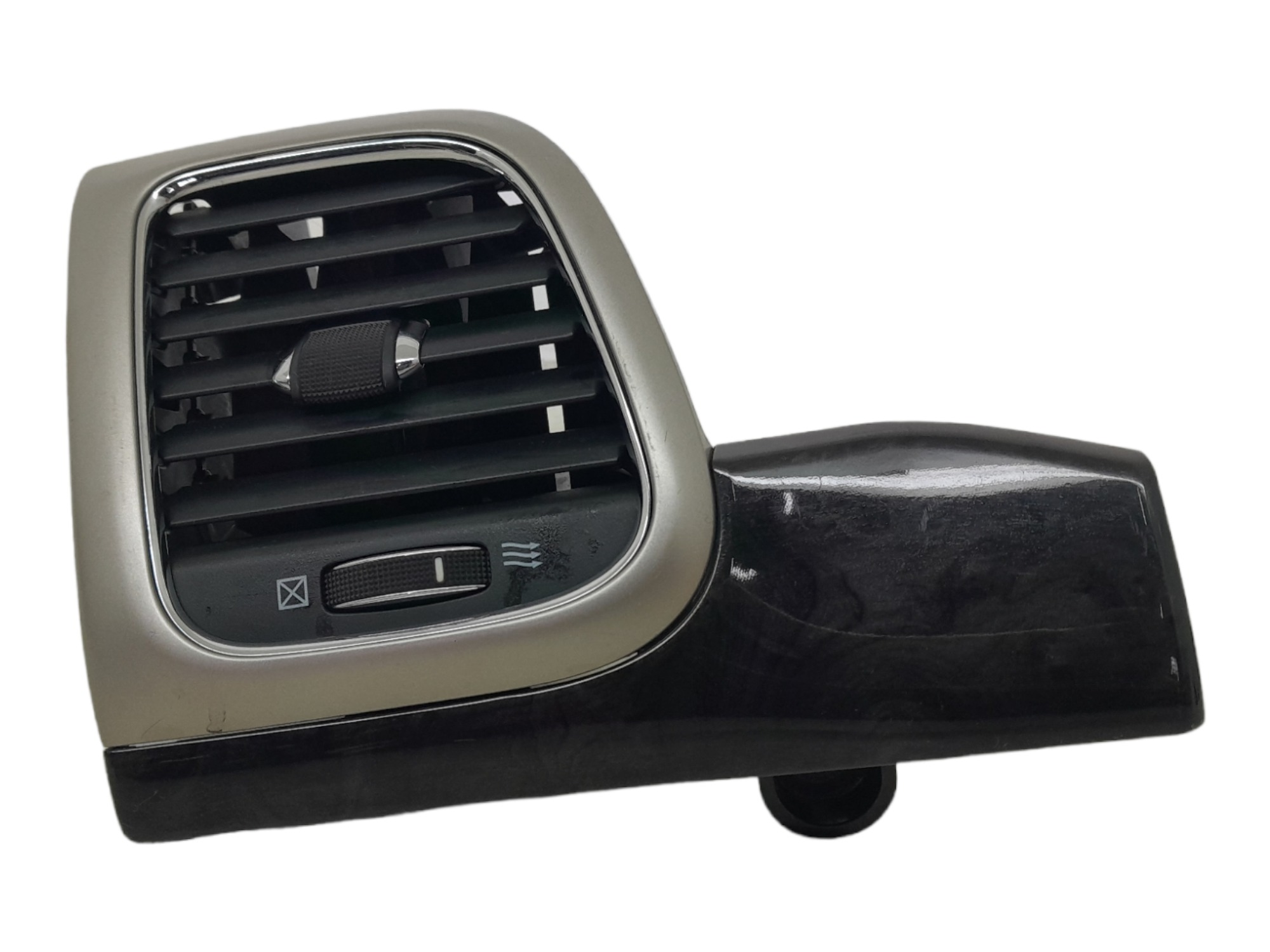 Difusor De Ar Esquerdo Jeep Grand Cherokee Laredo 2012